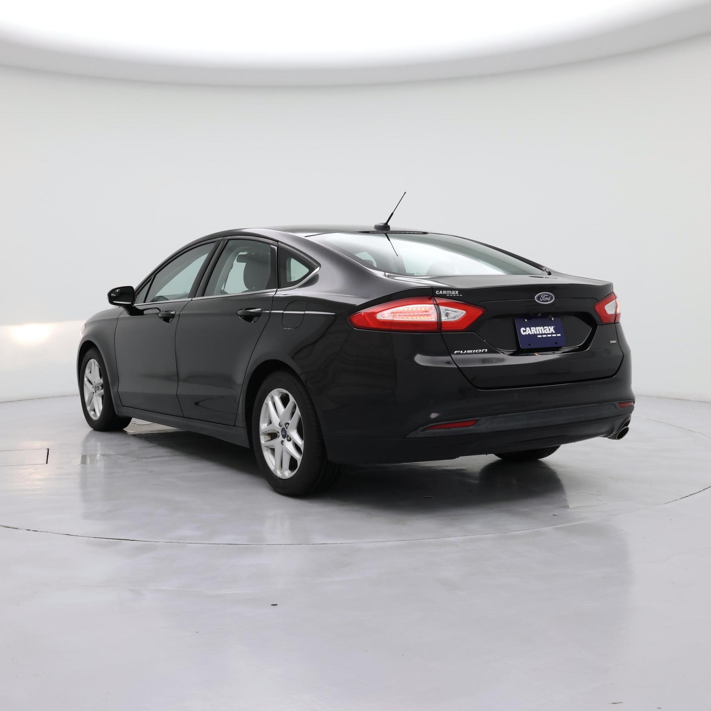 Thumbnail: 2016 Ford Fusion - 2