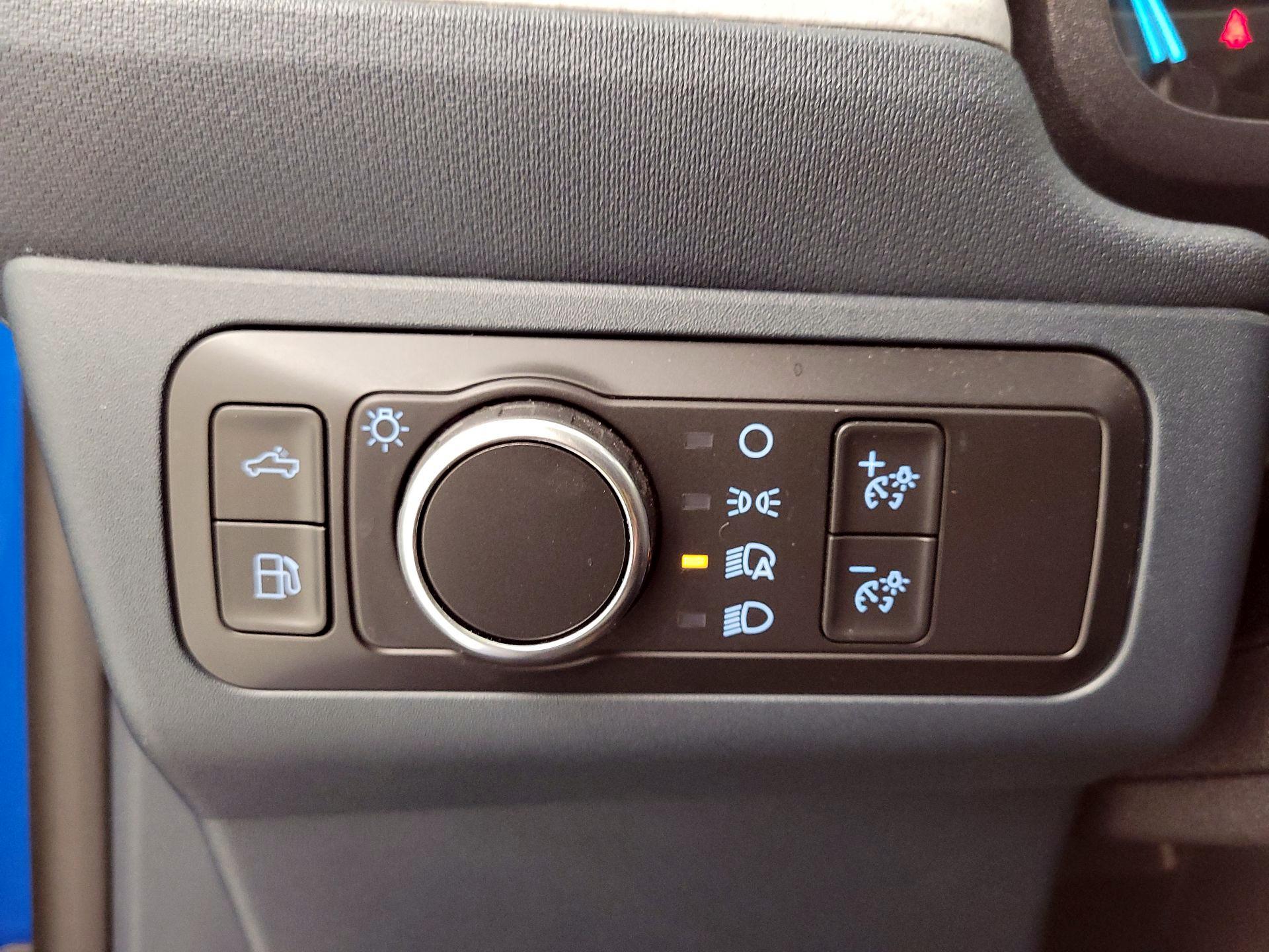 Thumbnail: 2022 Ford Maverick - 13