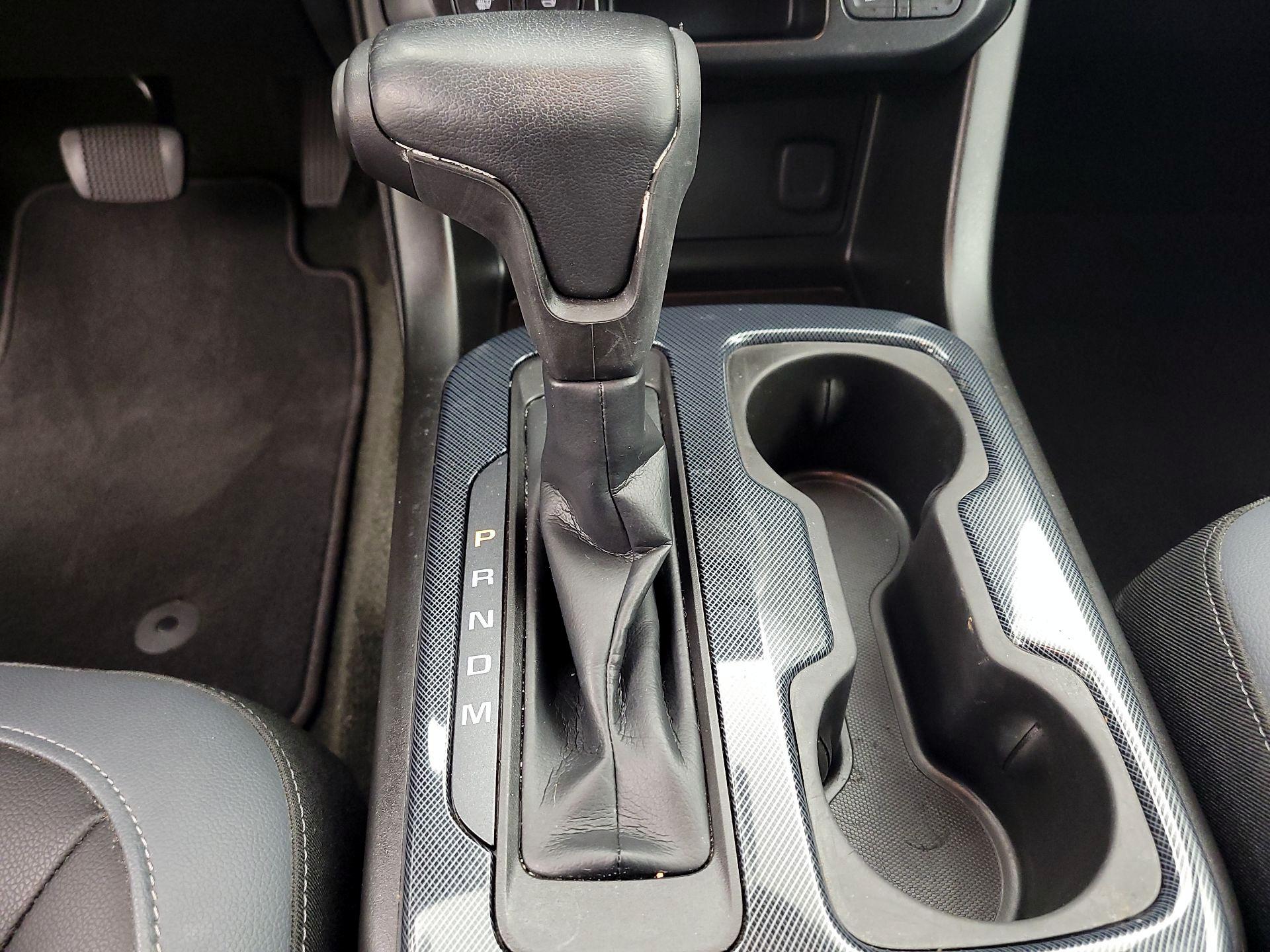 Thumbnail: 2016 Chevrolet Colorado - 17