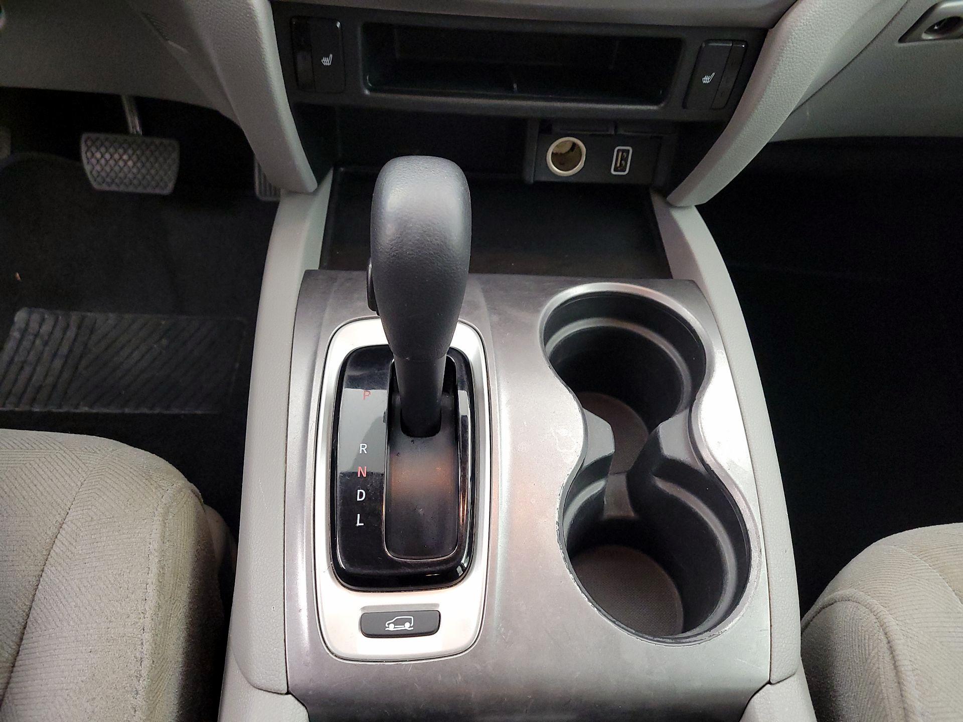 Thumbnail: 2019 Honda Pilot - 17