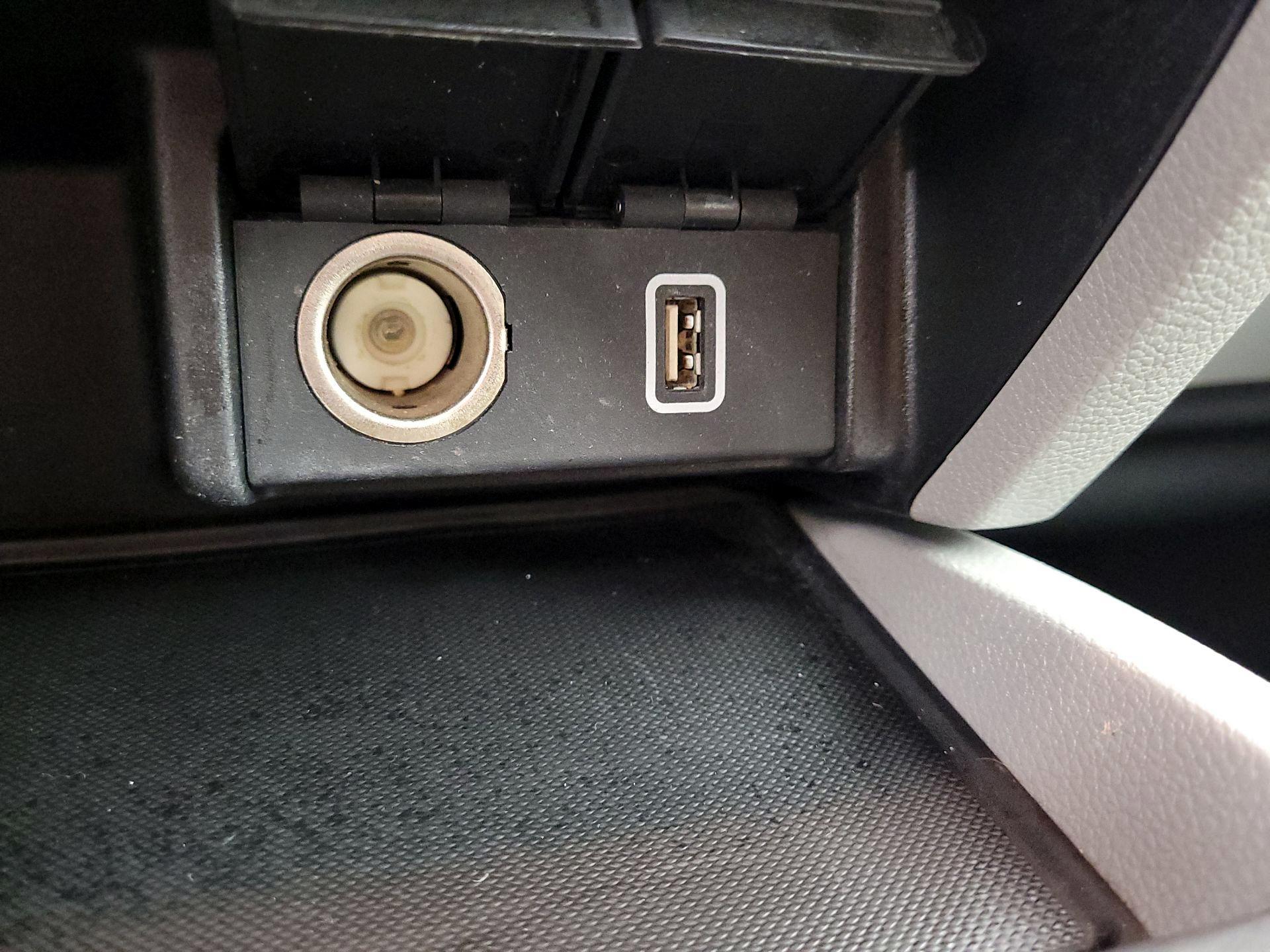 Thumbnail: 2019 Honda Pilot - 18