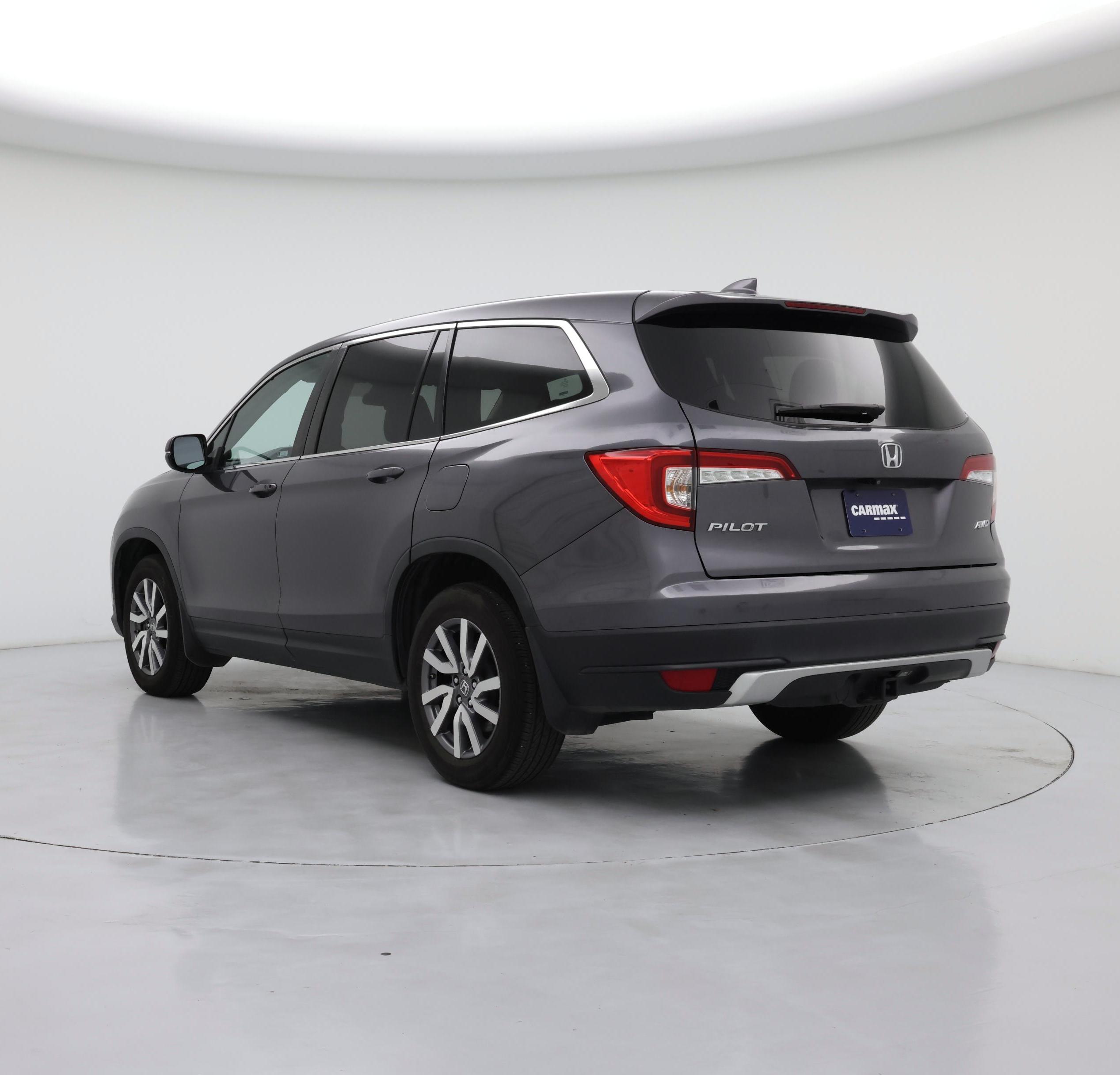 Thumbnail: 2019 Honda Pilot - 2