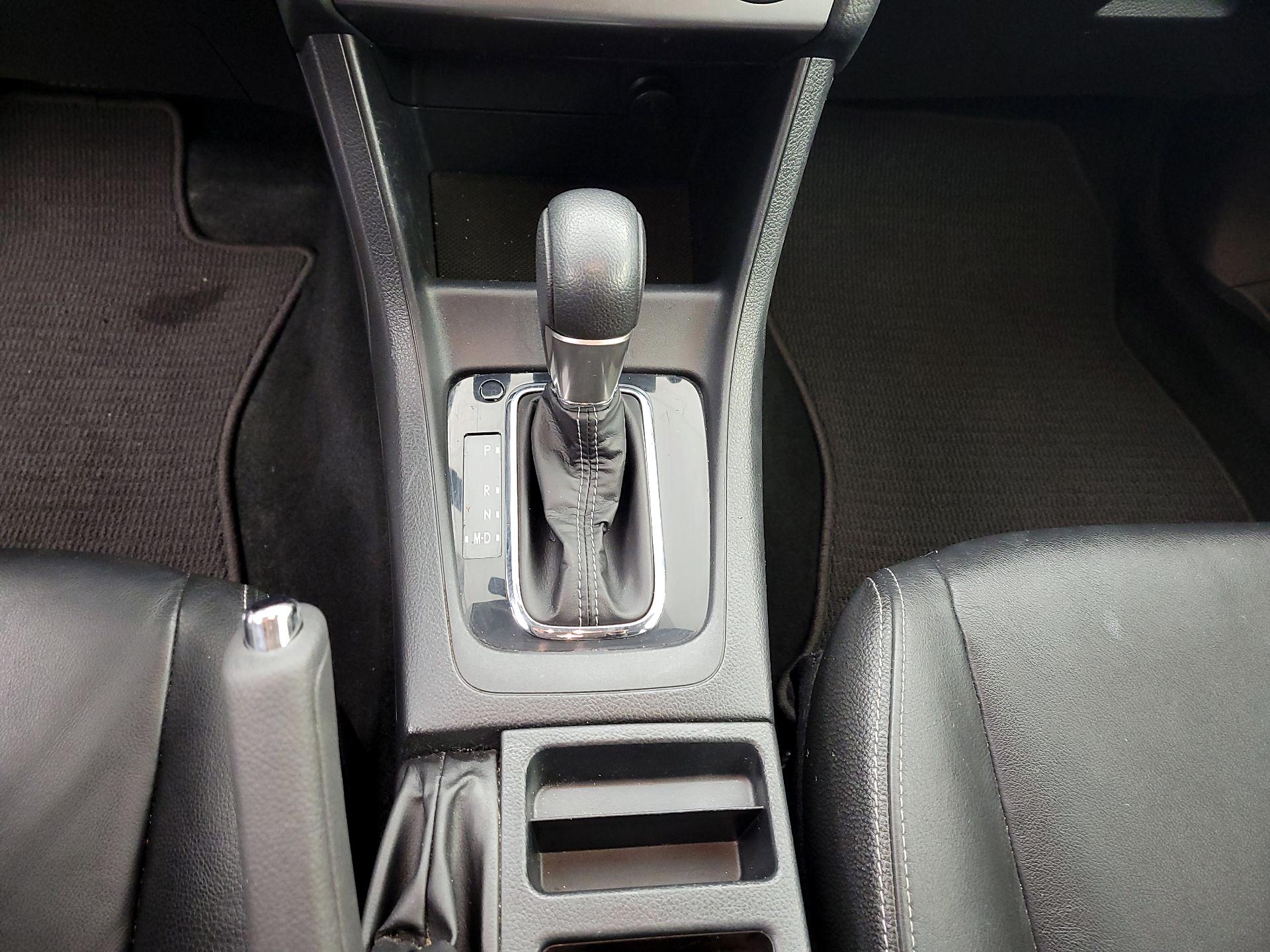 Thumbnail: 2015 Subaru XV Crosstrek - 18