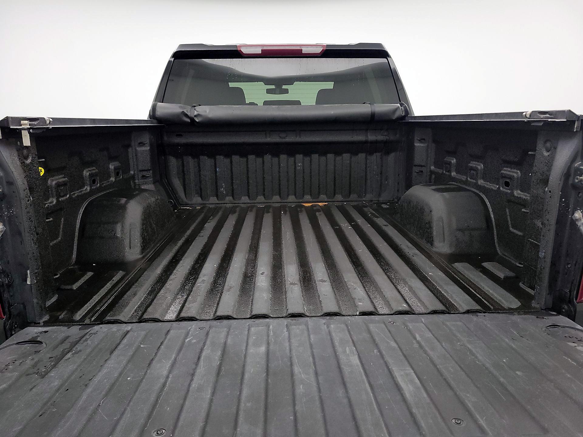 Thumbnail: 2020 Chevrolet Silverado 1500 - 20