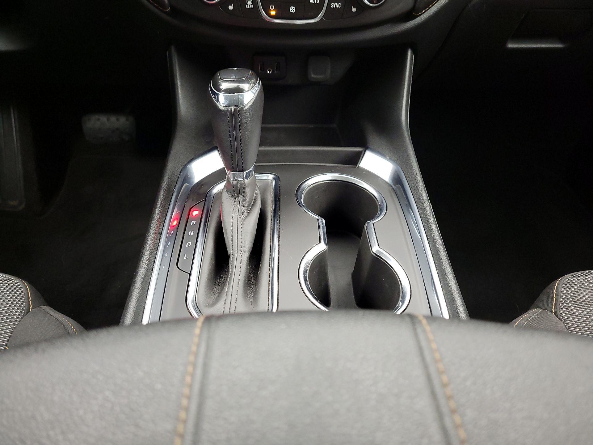 Thumbnail: 2018 Chevrolet Traverse - 17