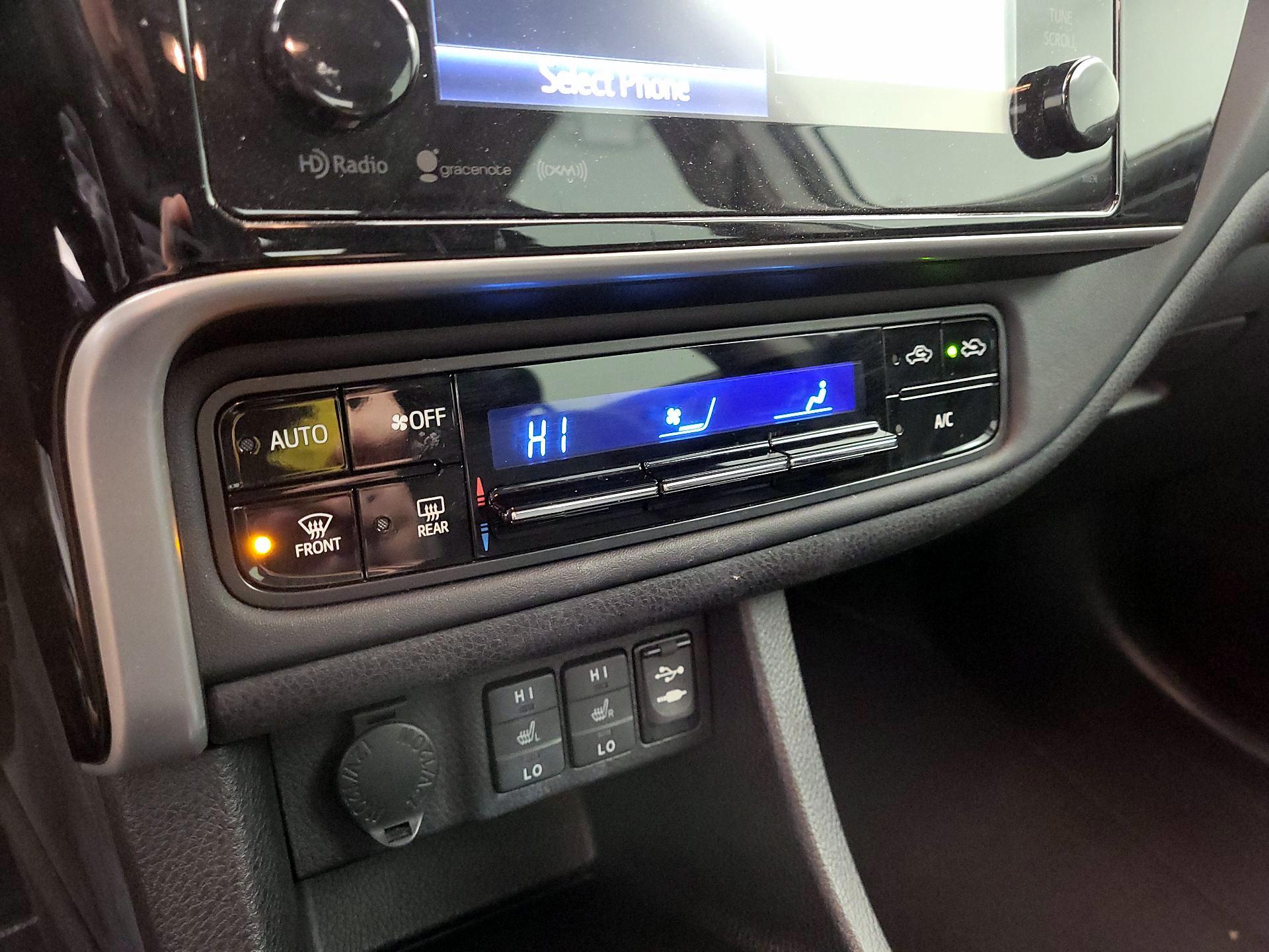 Thumbnail: 2017 Toyota Corolla - 16