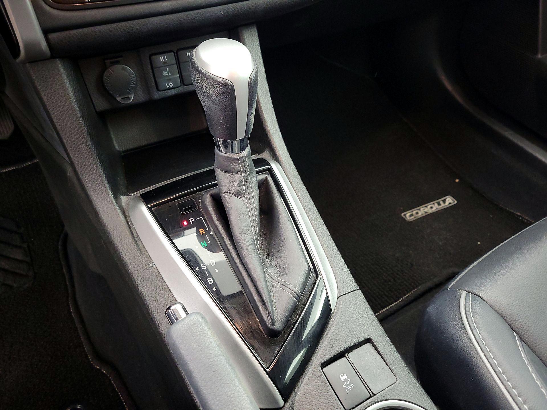 Thumbnail: 2017 Toyota Corolla - 17