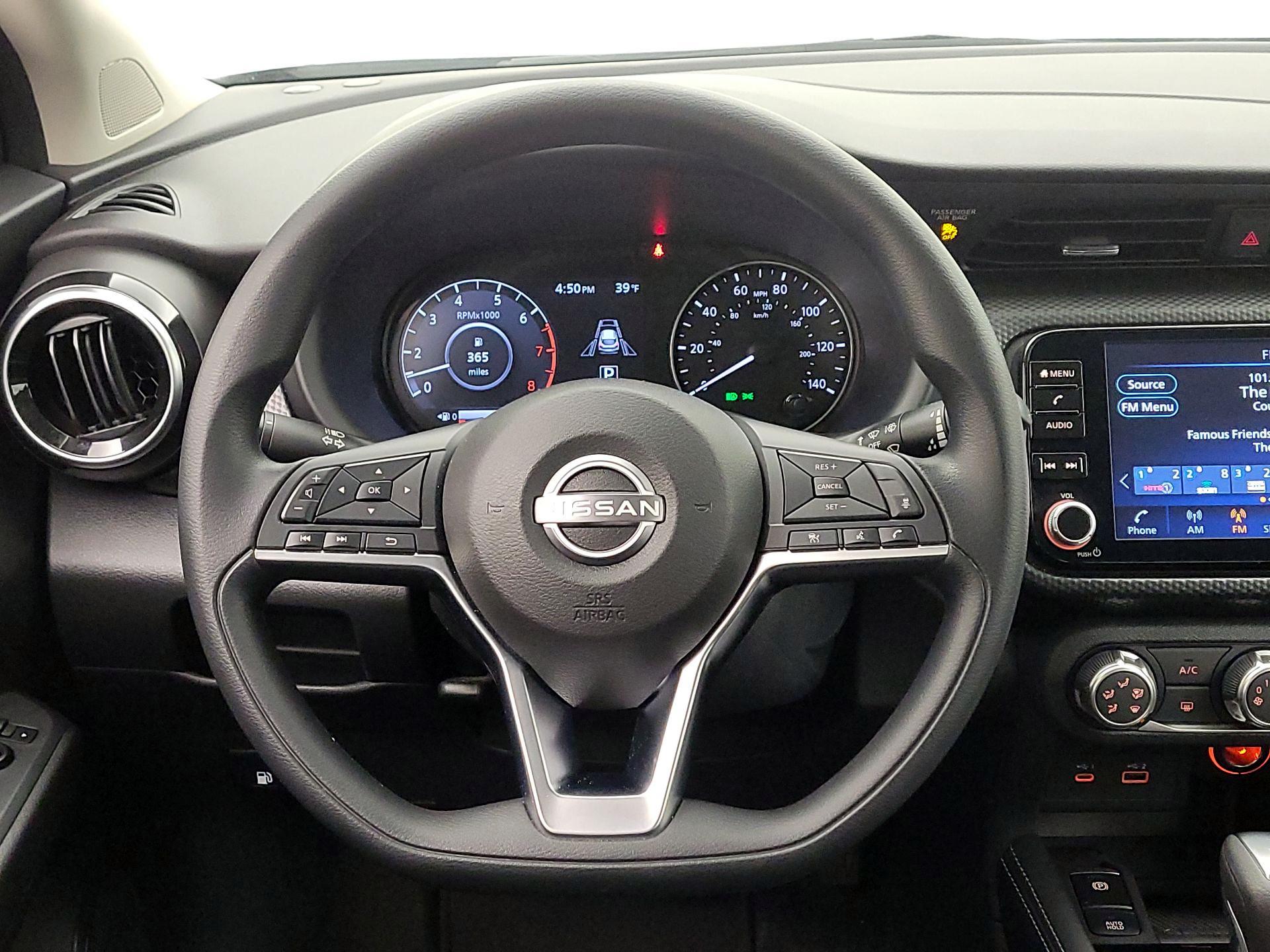 Thumbnail: 2024 Nissan Kicks - 10