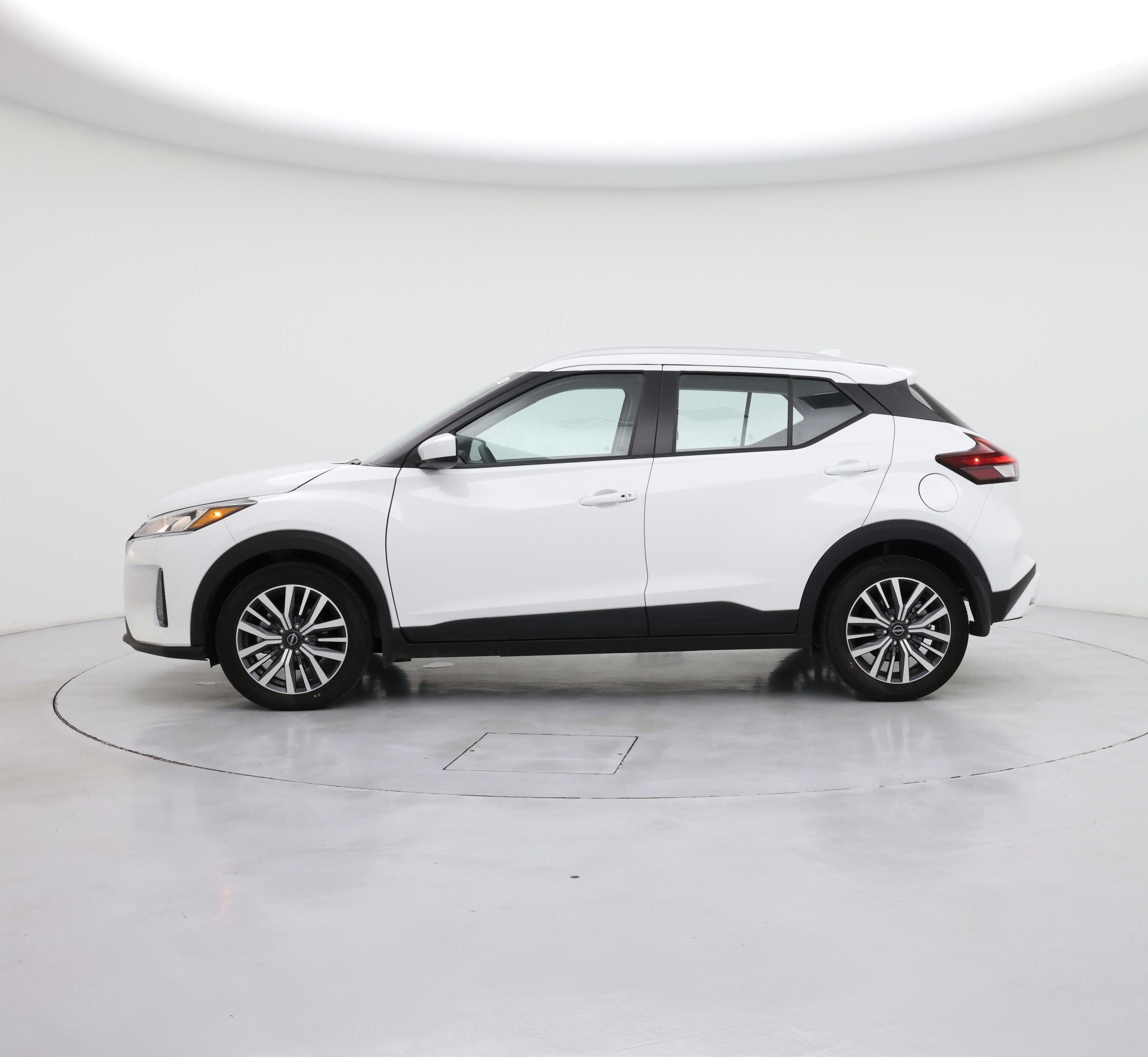 Thumbnail: 2024 Nissan Kicks - 3