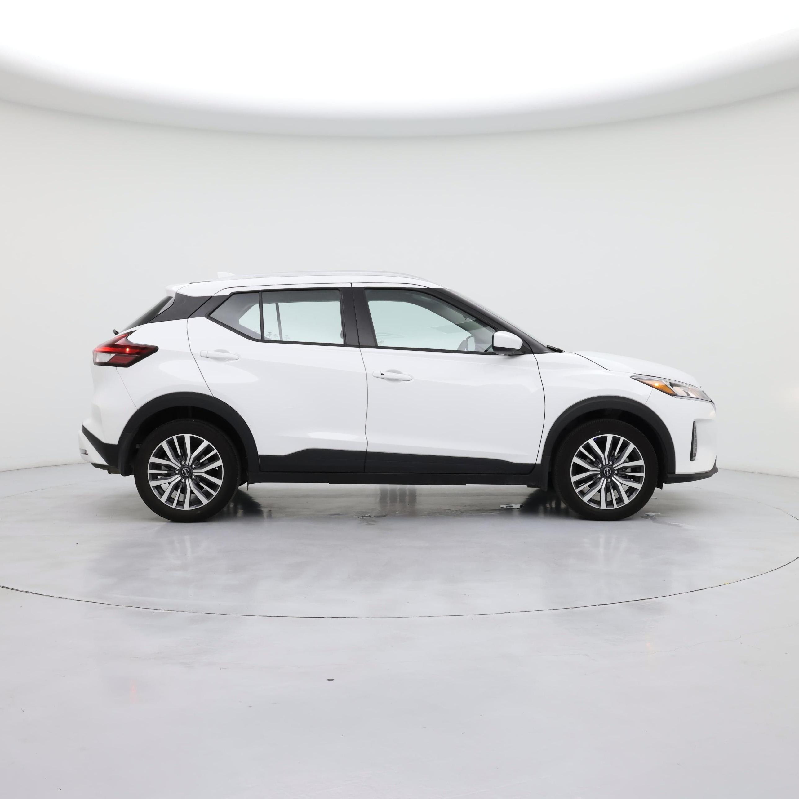 Thumbnail: 2024 Nissan Kicks - 7