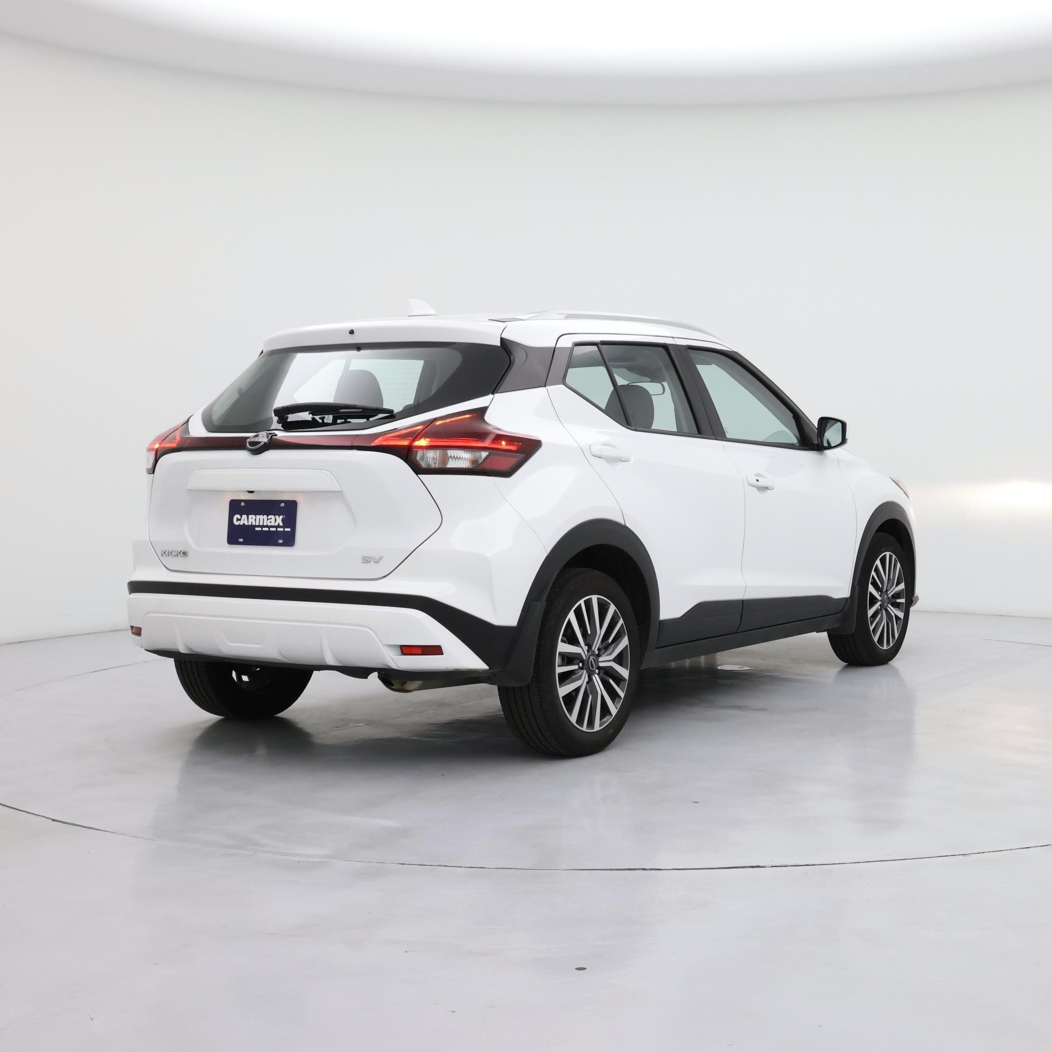 Thumbnail: 2024 Nissan Kicks - 8