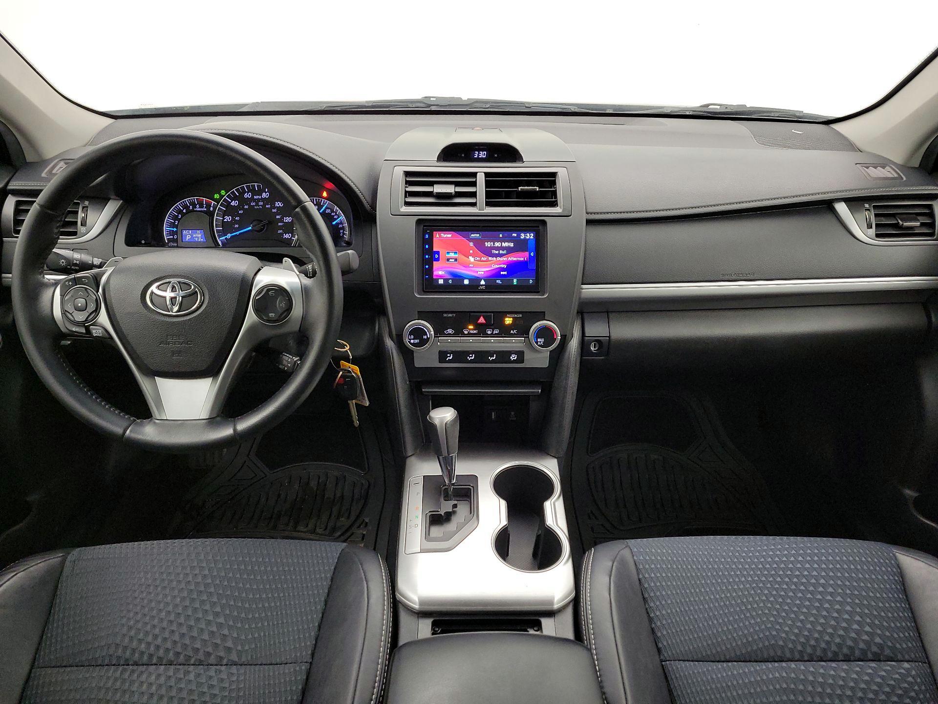 Thumbnail: 2014 Toyota Camry - 9