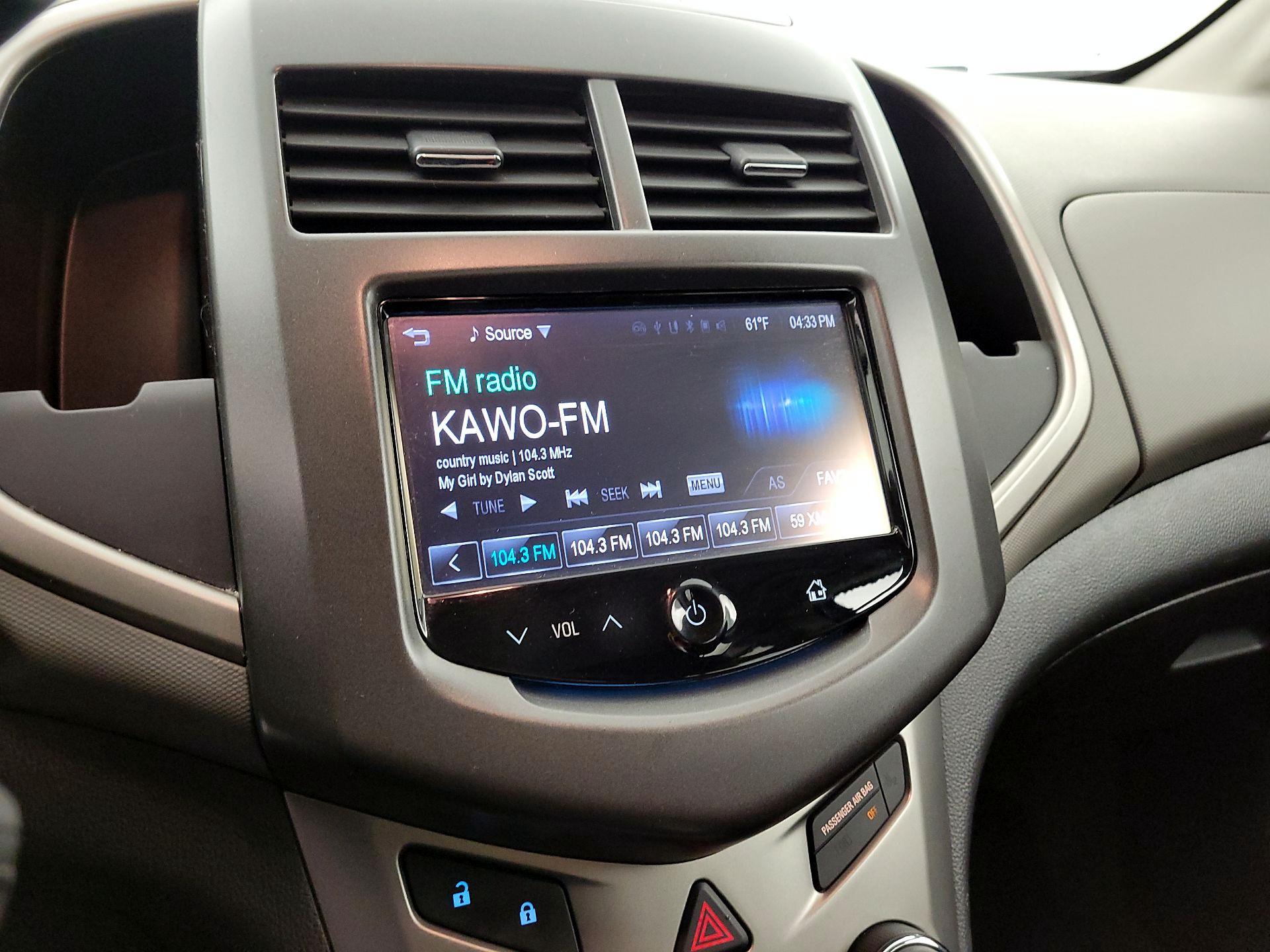 Thumbnail: 2016 Chevrolet Sonic - 14