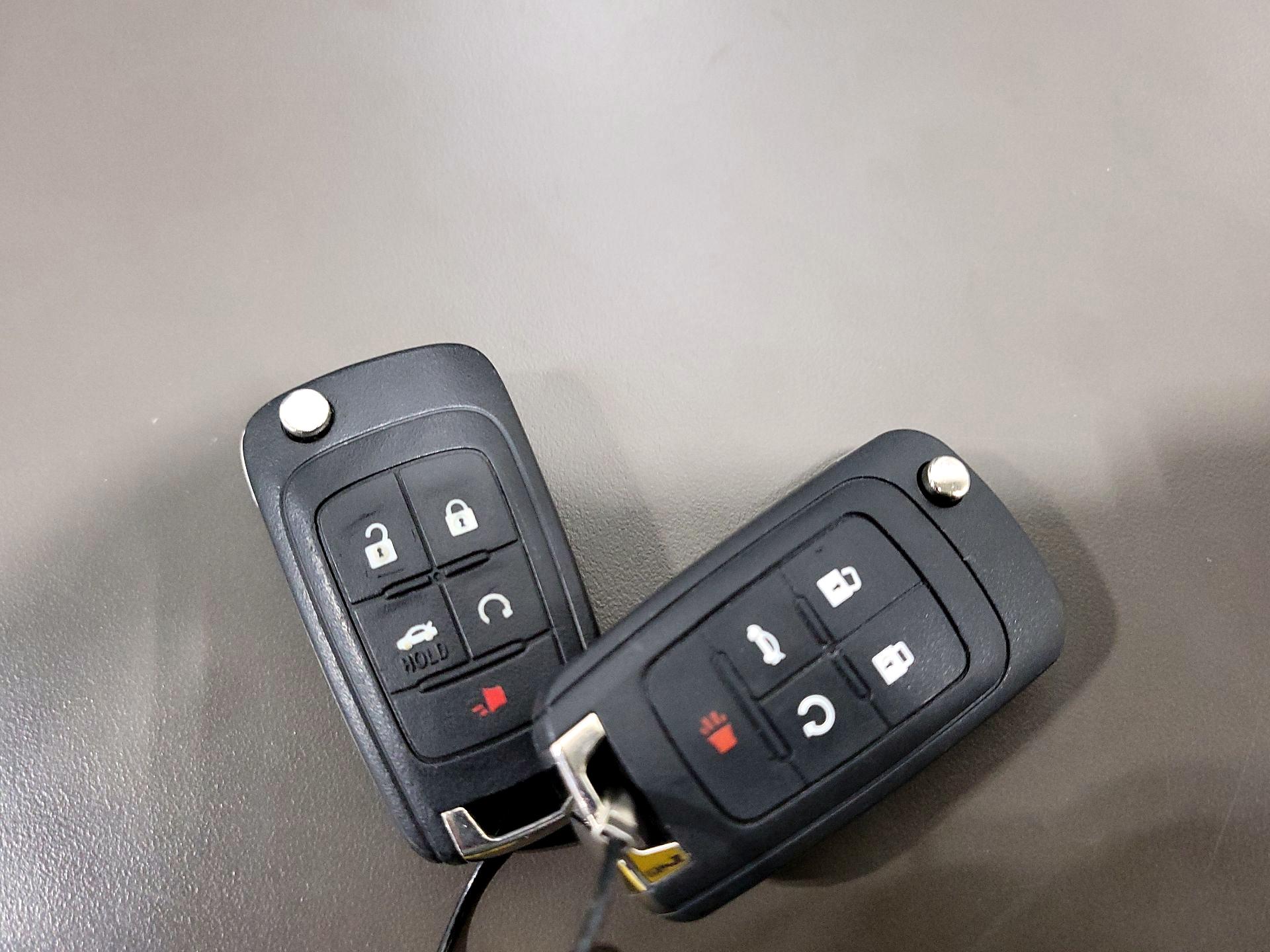 Thumbnail: 2016 Chevrolet Sonic - 20