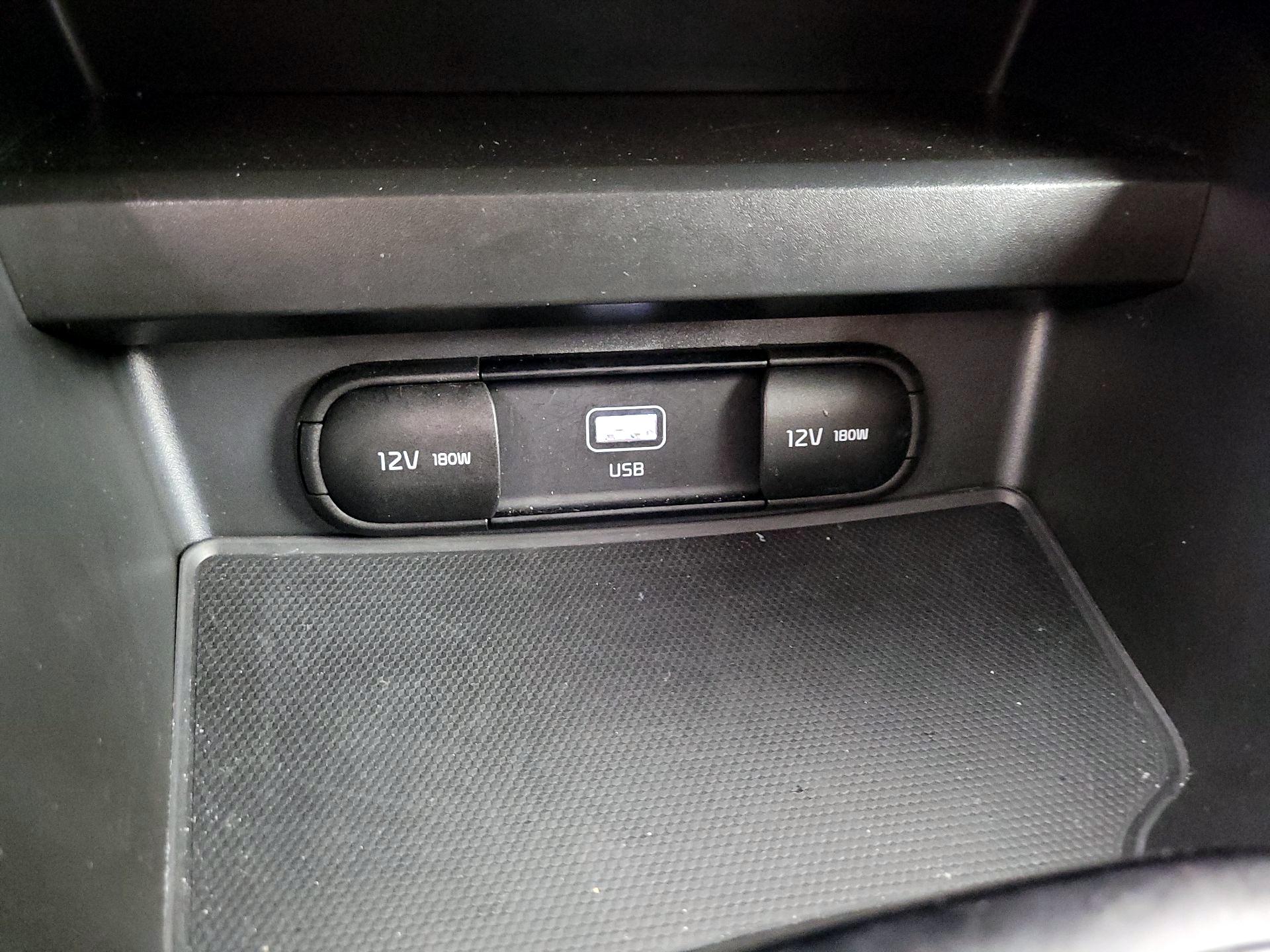 Thumbnail: 2023 Kia Soul - 18