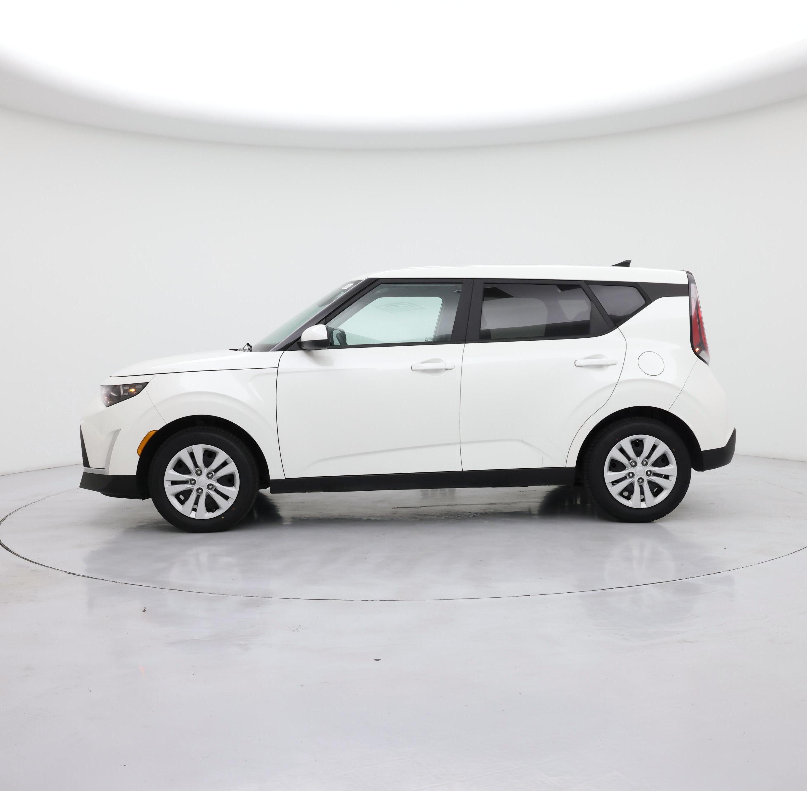 Thumbnail: 2023 Kia Soul - 3