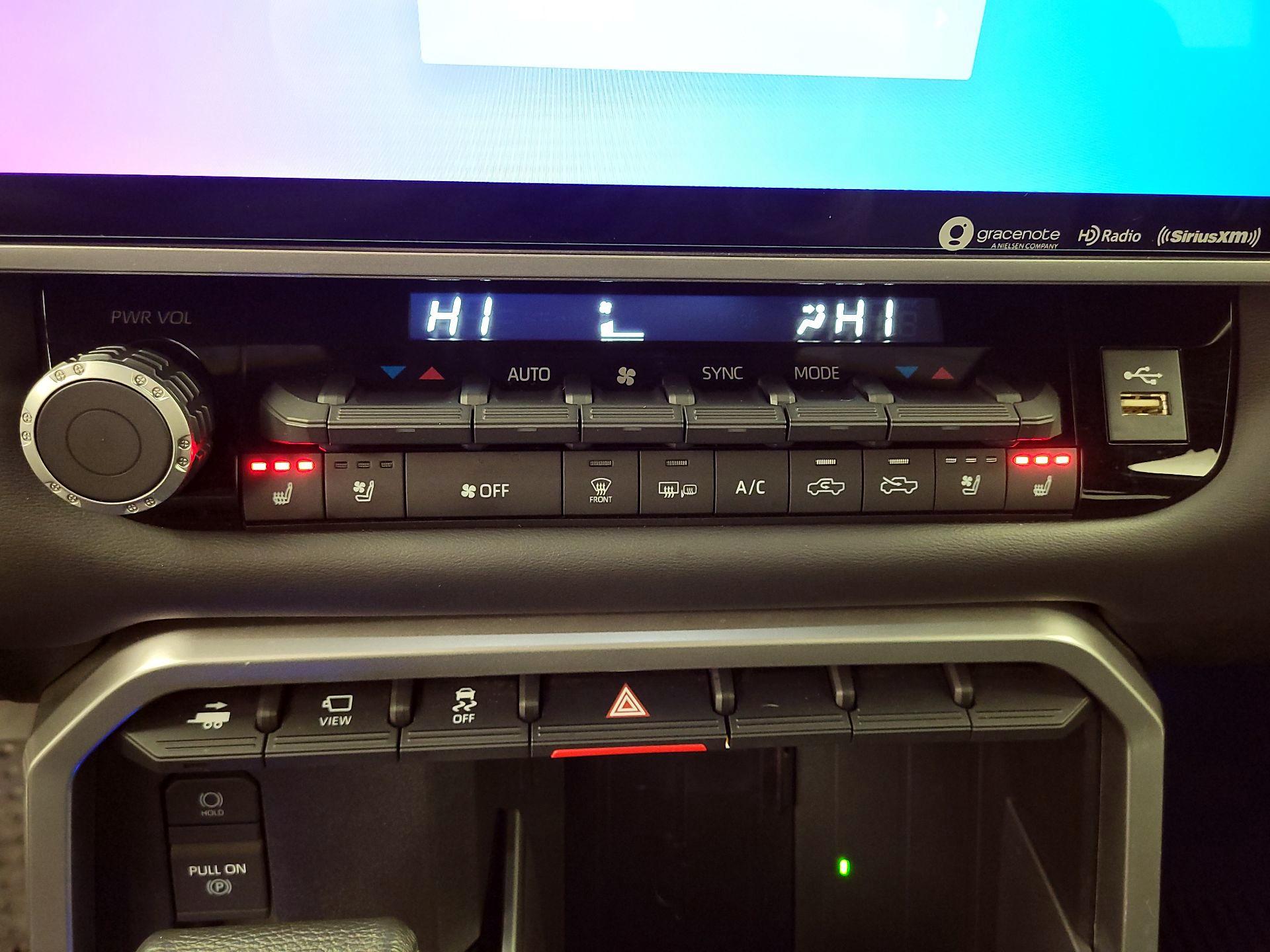 Thumbnail: 2024 Toyota Tundra - 16