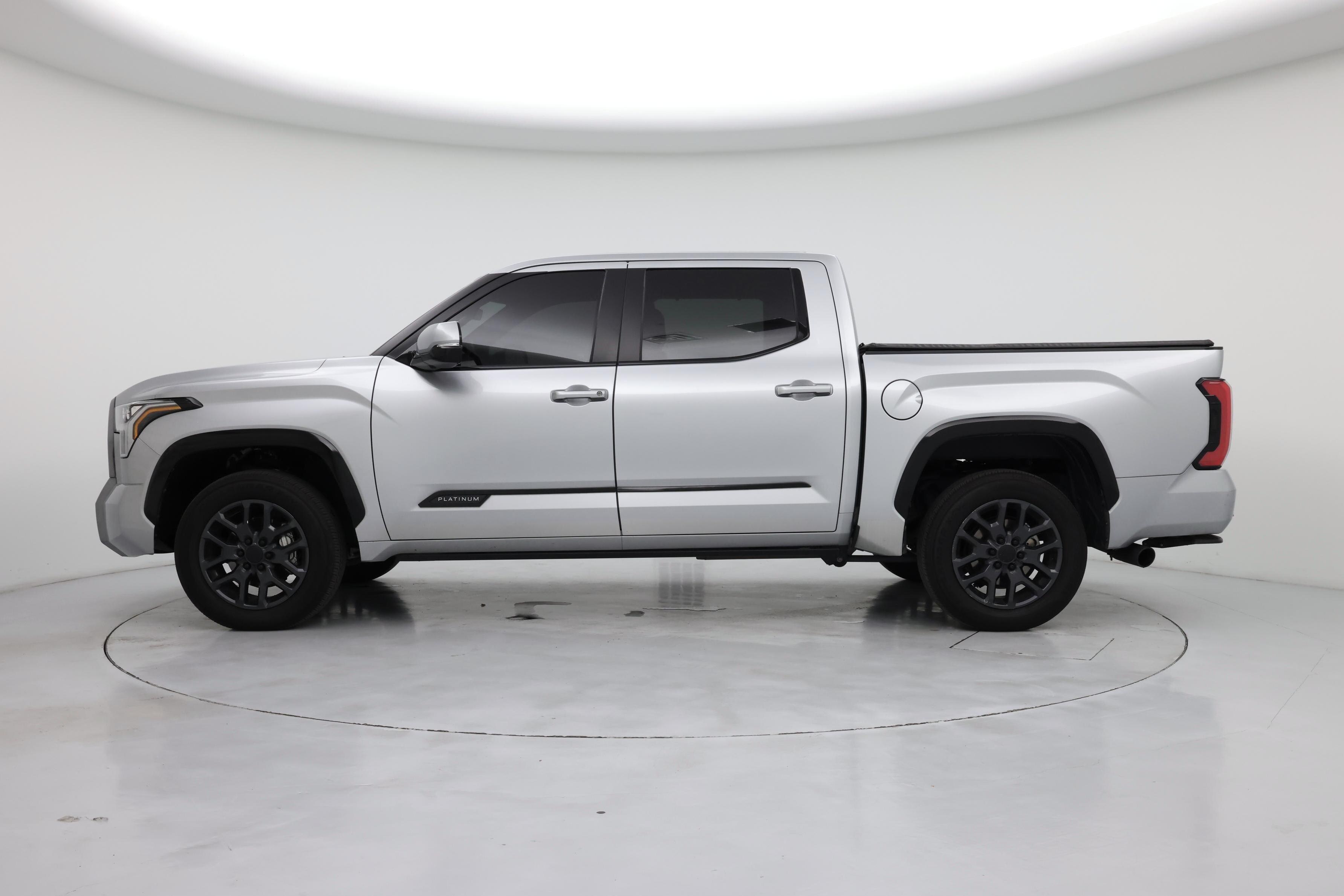 Thumbnail: 2024 Toyota Tundra - 3