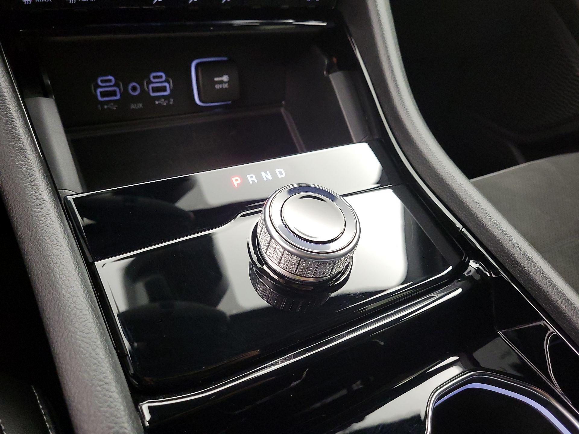 Thumbnail: 2023 Jeep Grand Cherokee - 17