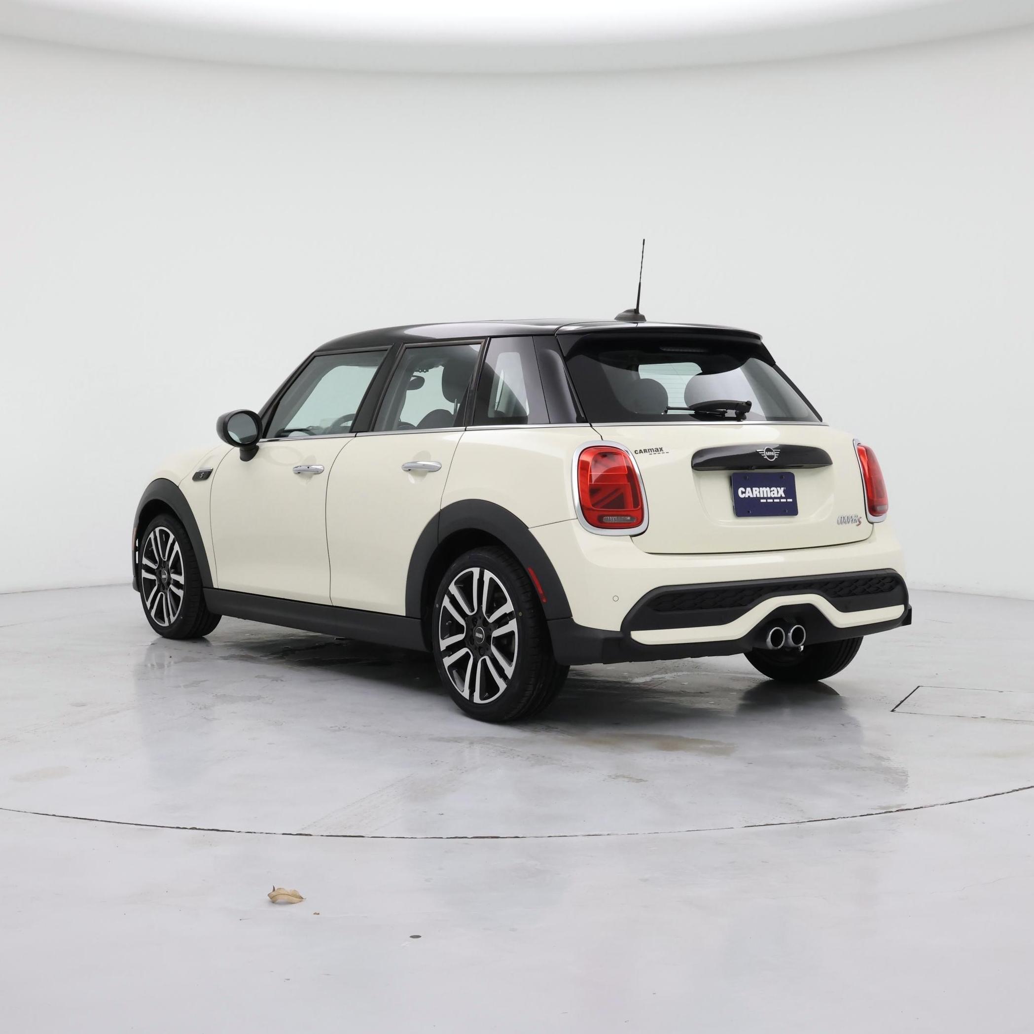 Thumbnail: 2023 MINI Cooper Hardtop - 2