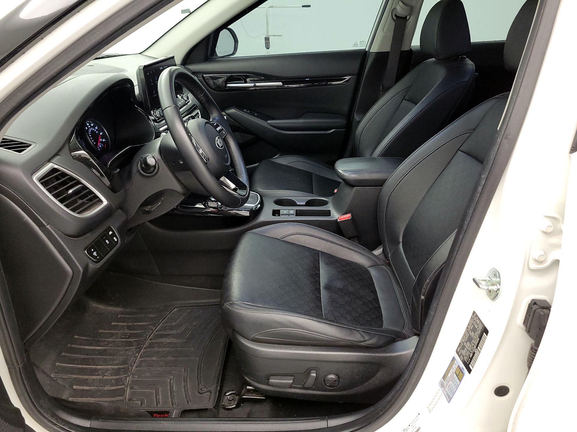 Thumbnail: 2021 Kia Seltos - 11