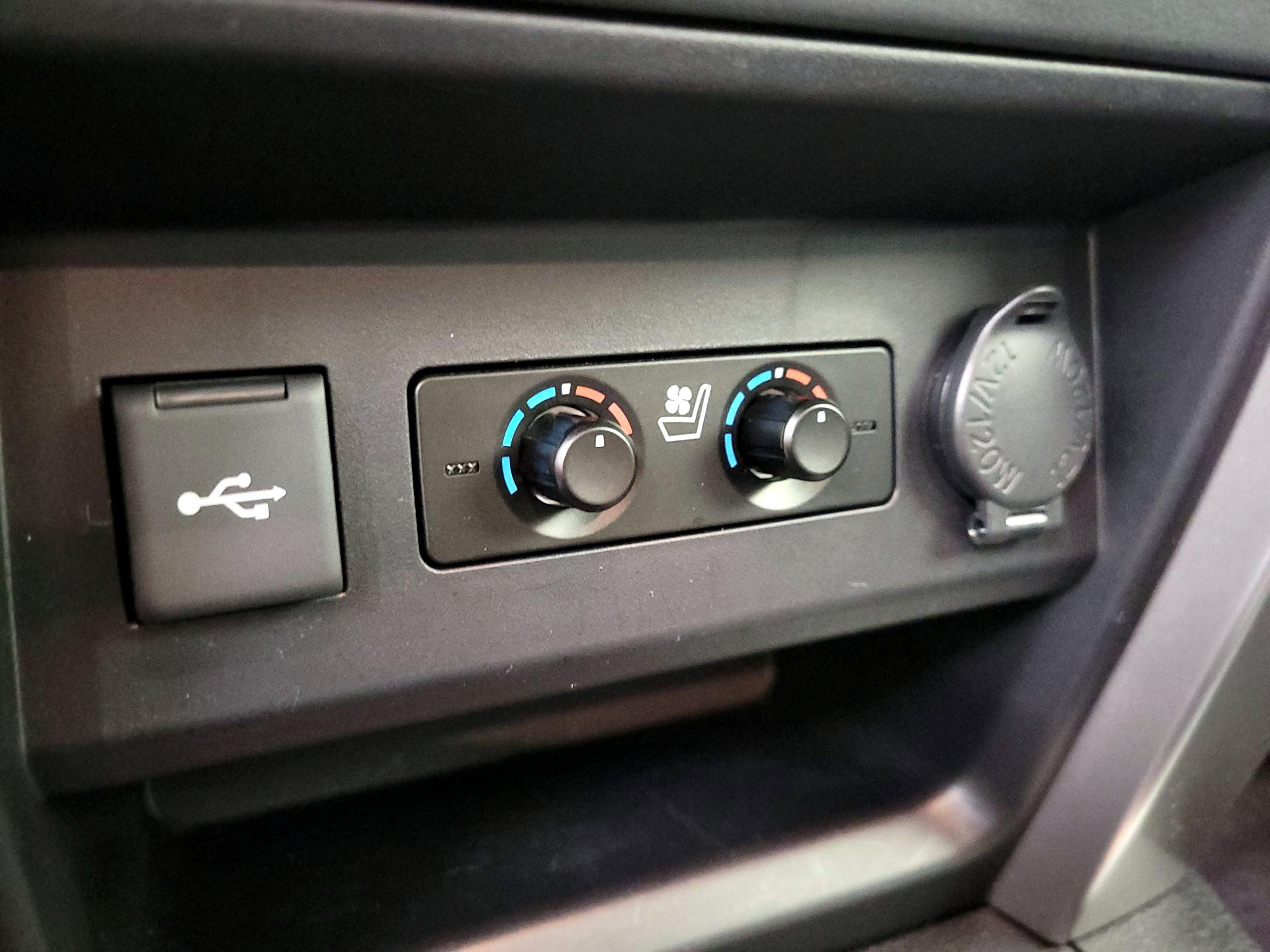 Thumbnail: 2023 Toyota 4Runner - 19