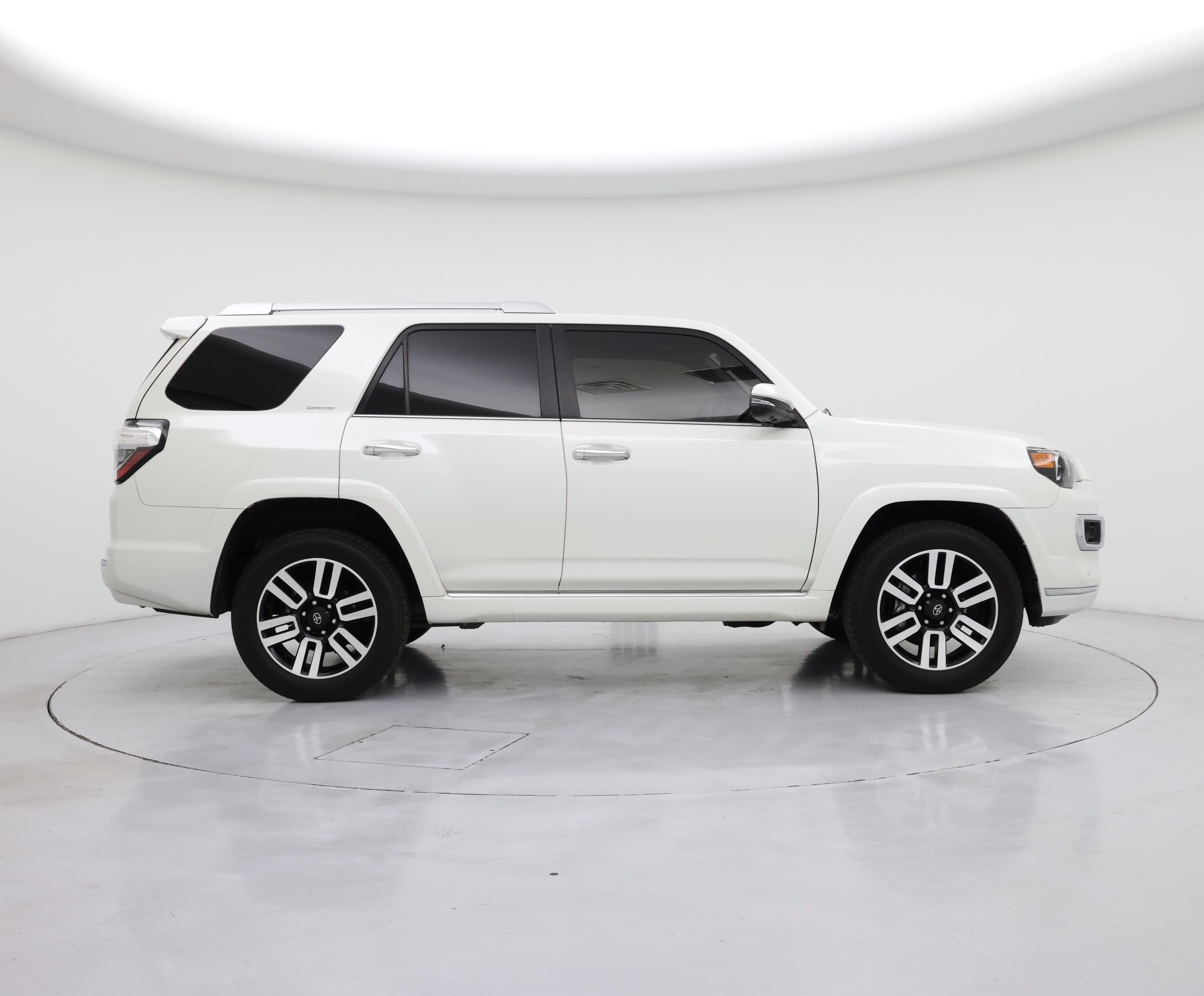 Thumbnail: 2023 Toyota 4Runner - 7