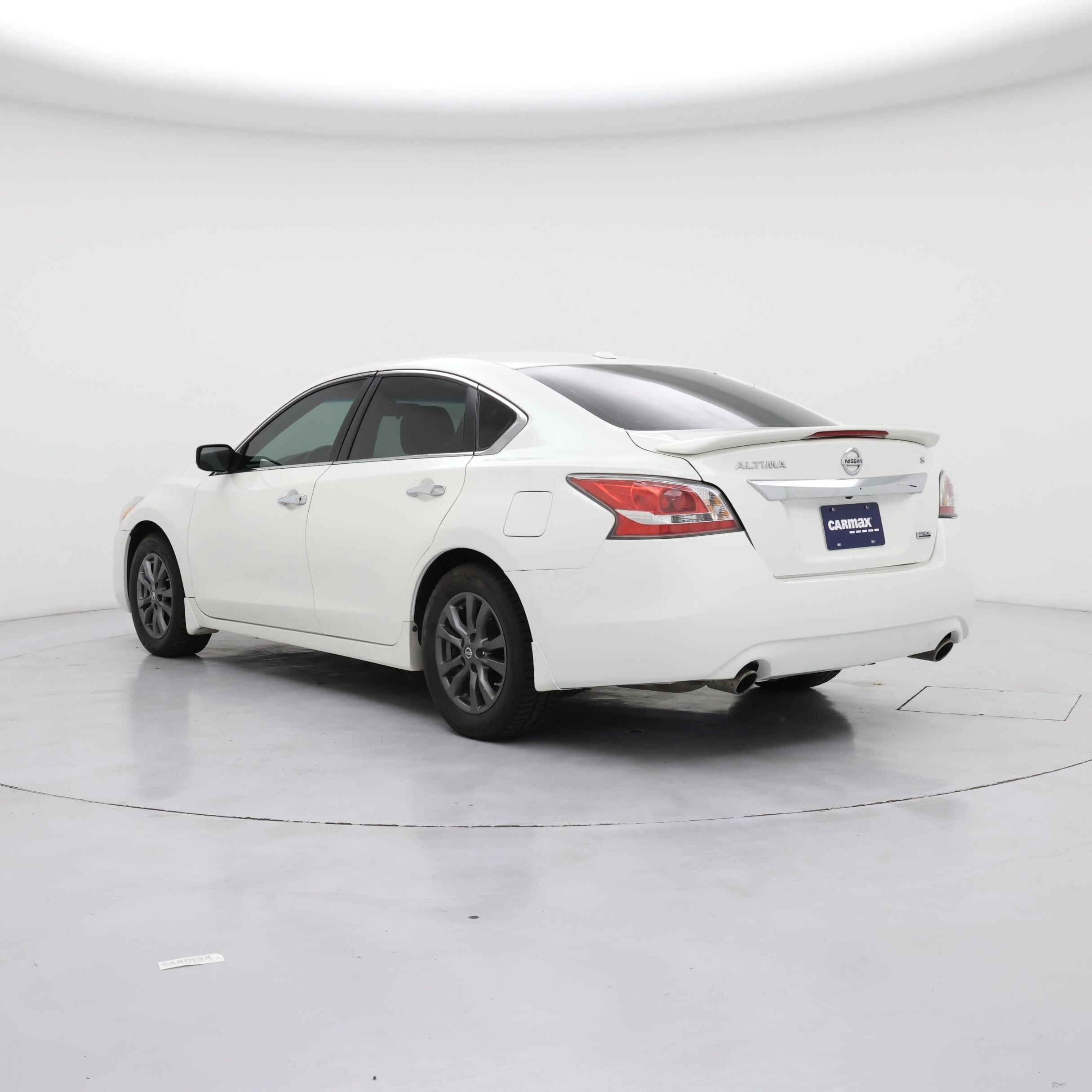 Thumbnail: 2015 Nissan Altima - 2