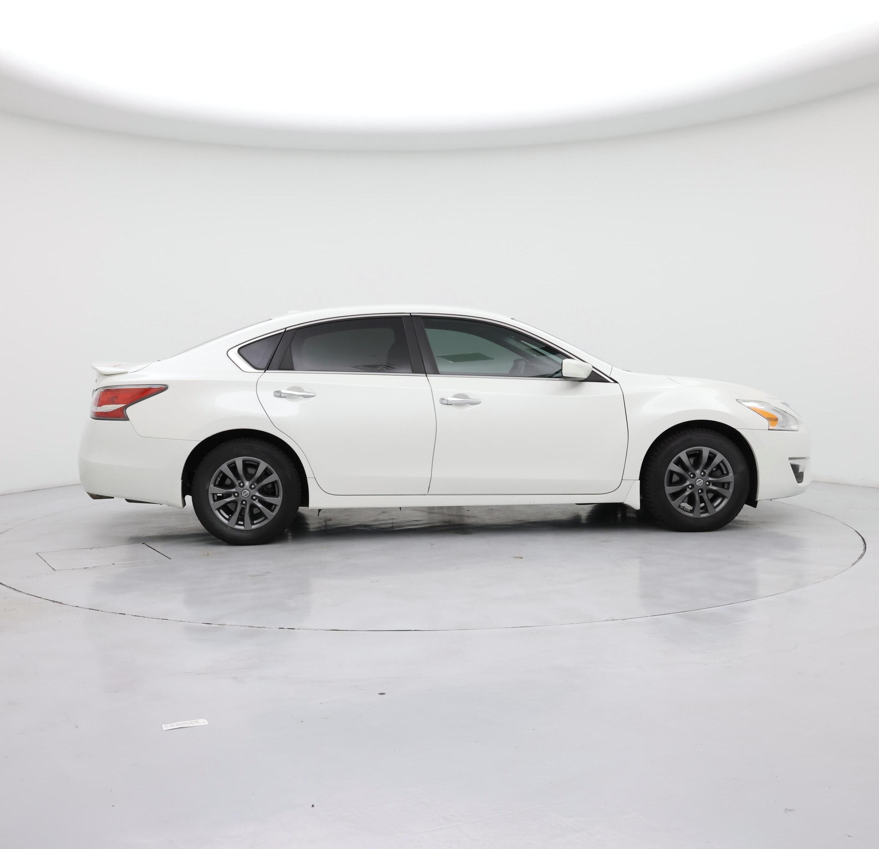 Thumbnail: 2015 Nissan Altima - 7