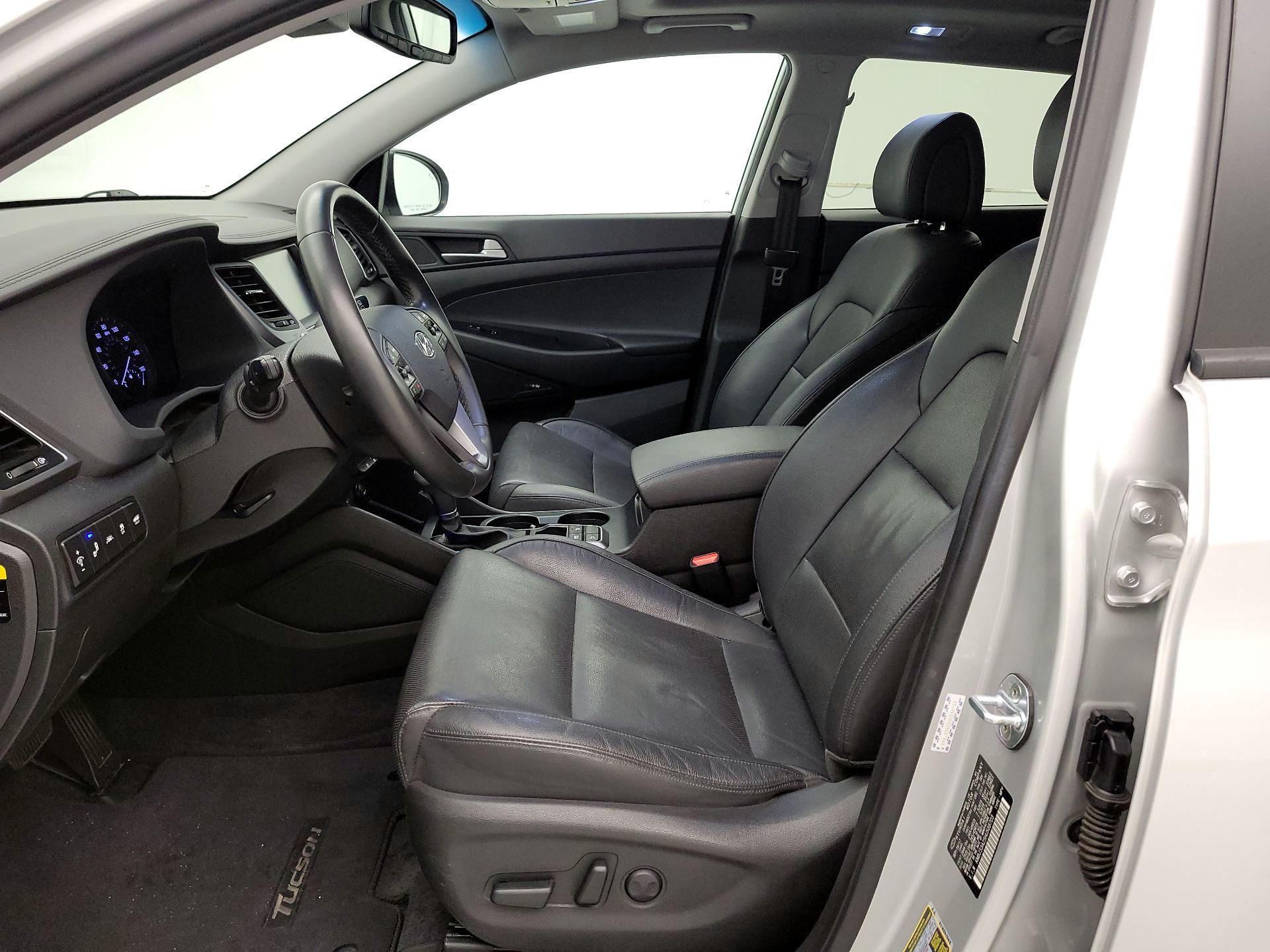 Thumbnail: 2017 Hyundai Tucson - 11