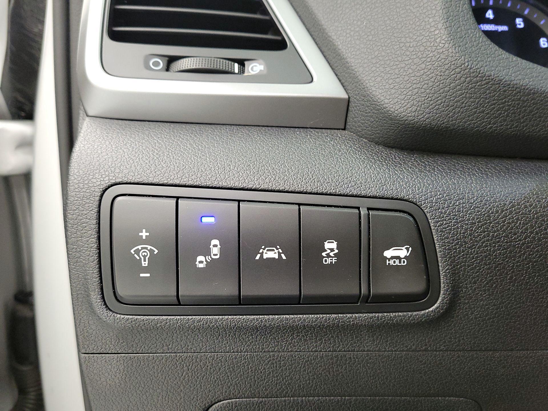 Thumbnail: 2017 Hyundai Tucson - 13