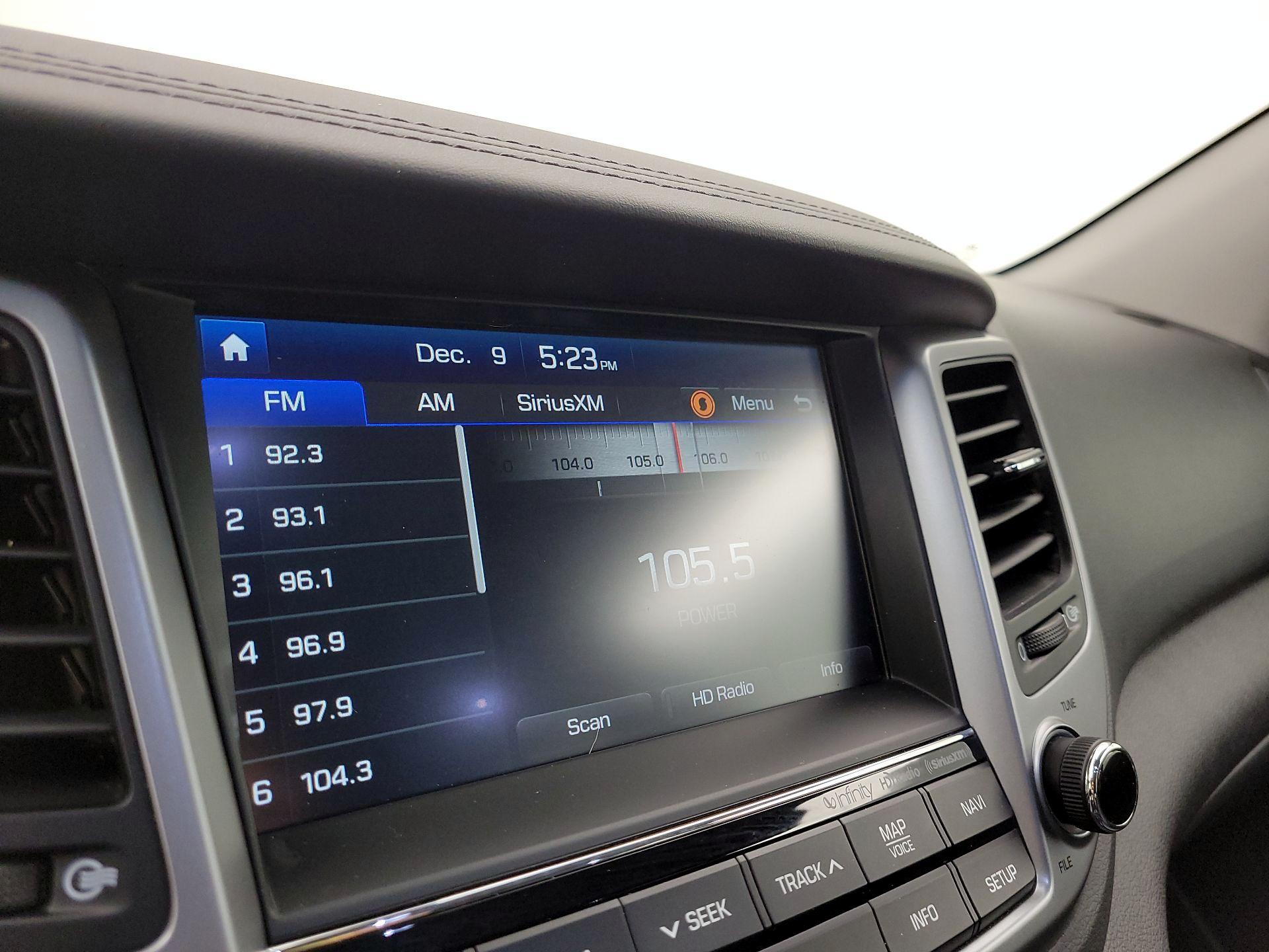 Thumbnail: 2017 Hyundai Tucson - 16