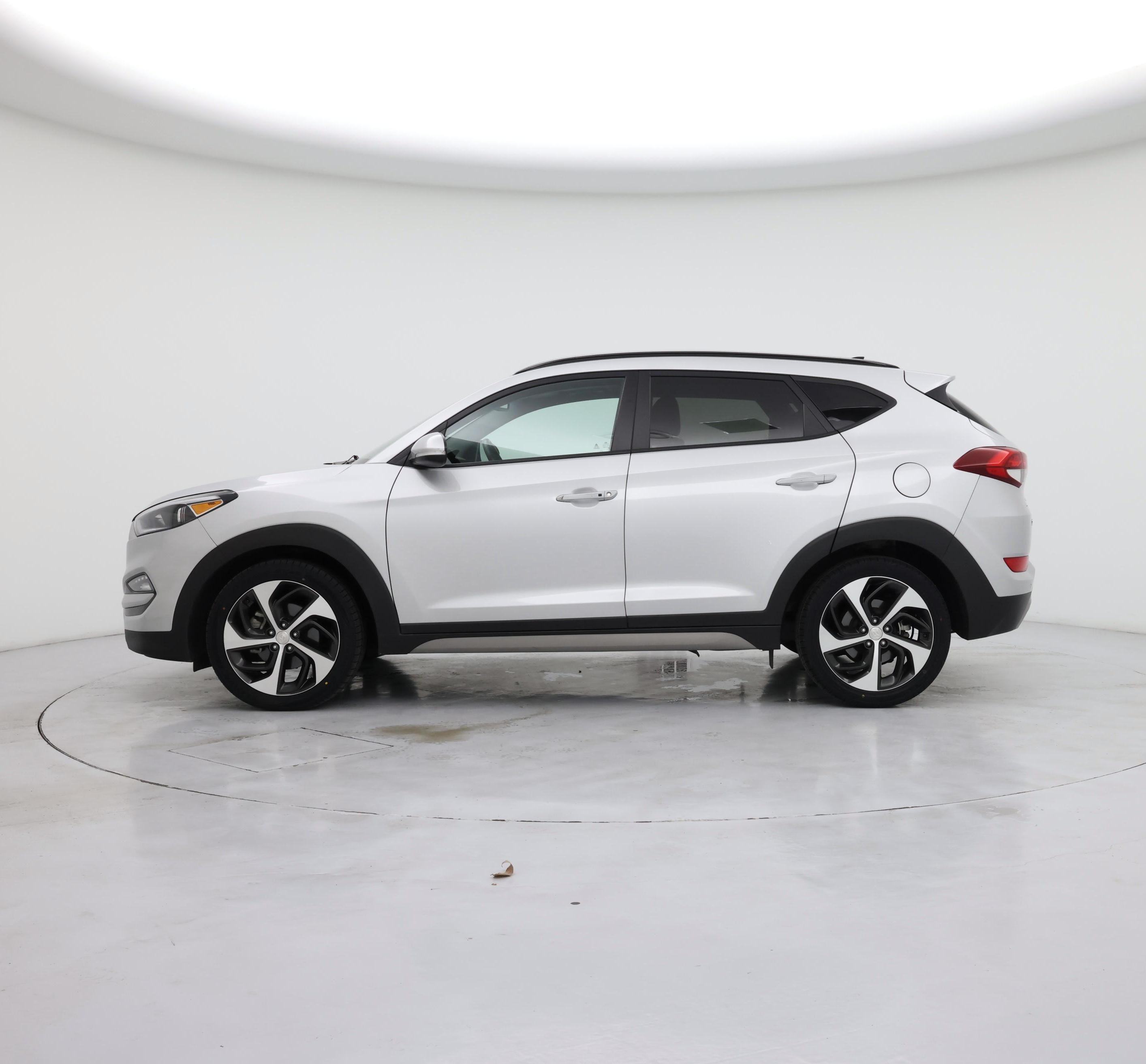 Thumbnail: 2017 Hyundai Tucson - 3