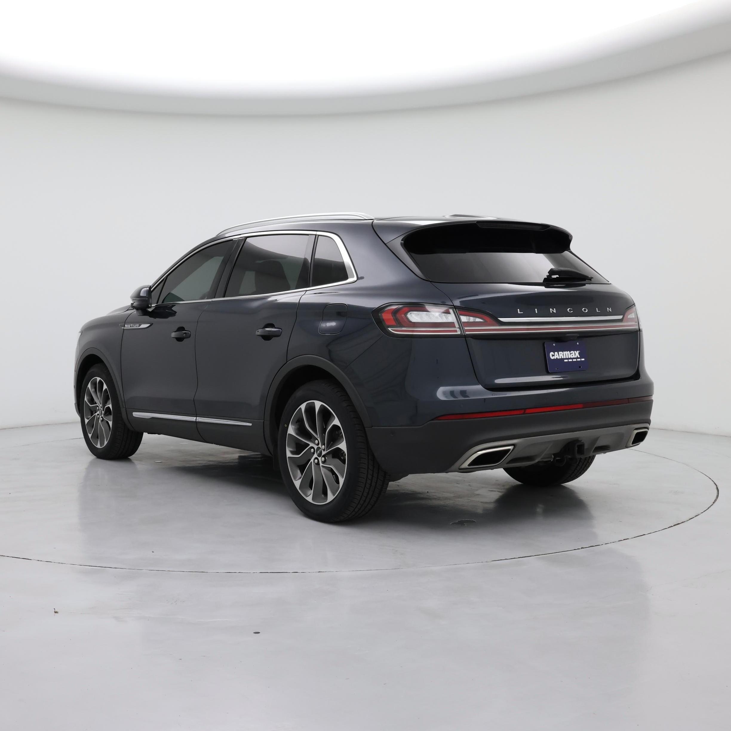 Thumbnail: 2022 Lincoln Nautilus - 2