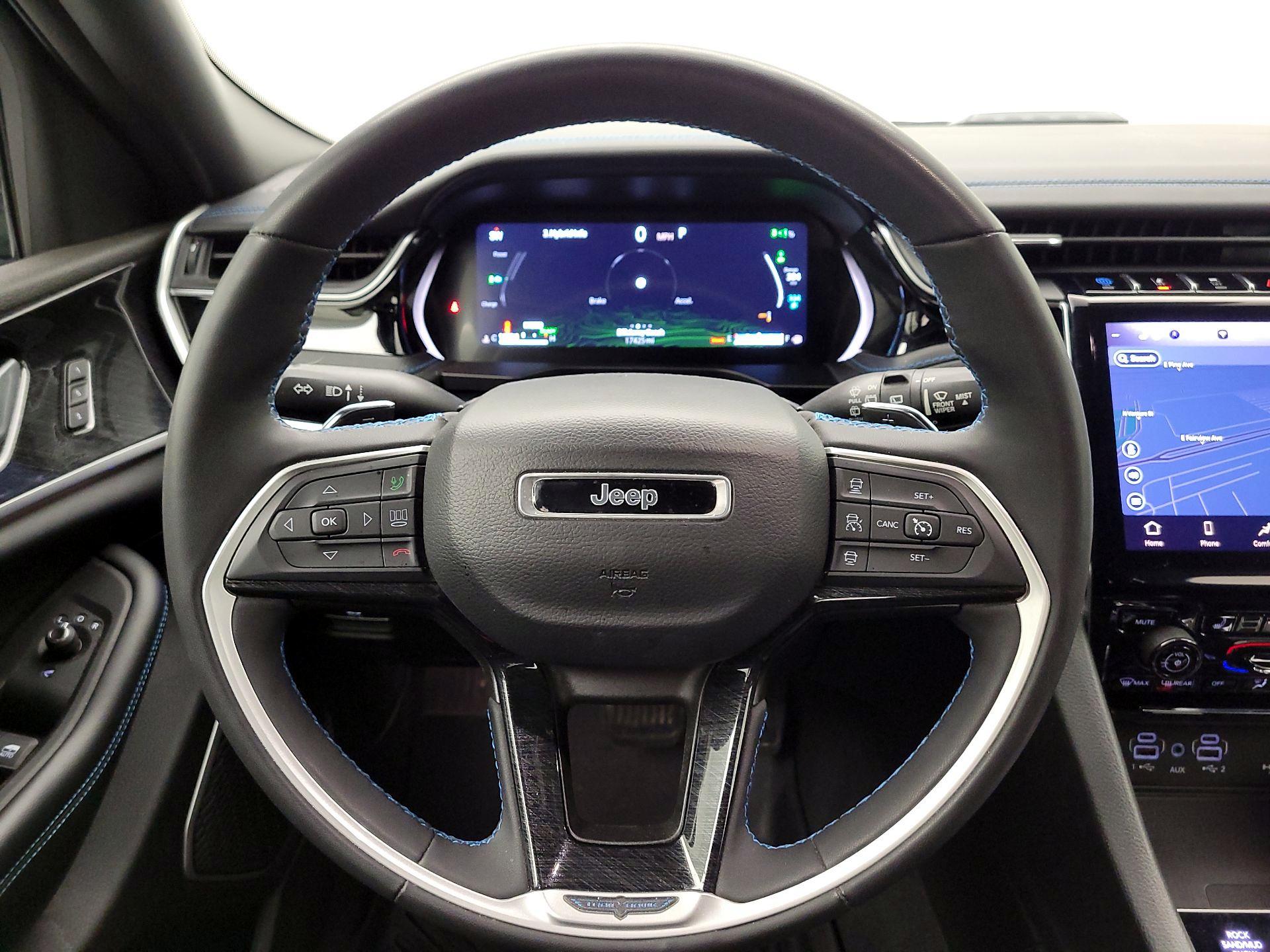 Thumbnail: 2022 Jeep Grand Cherokee - 10