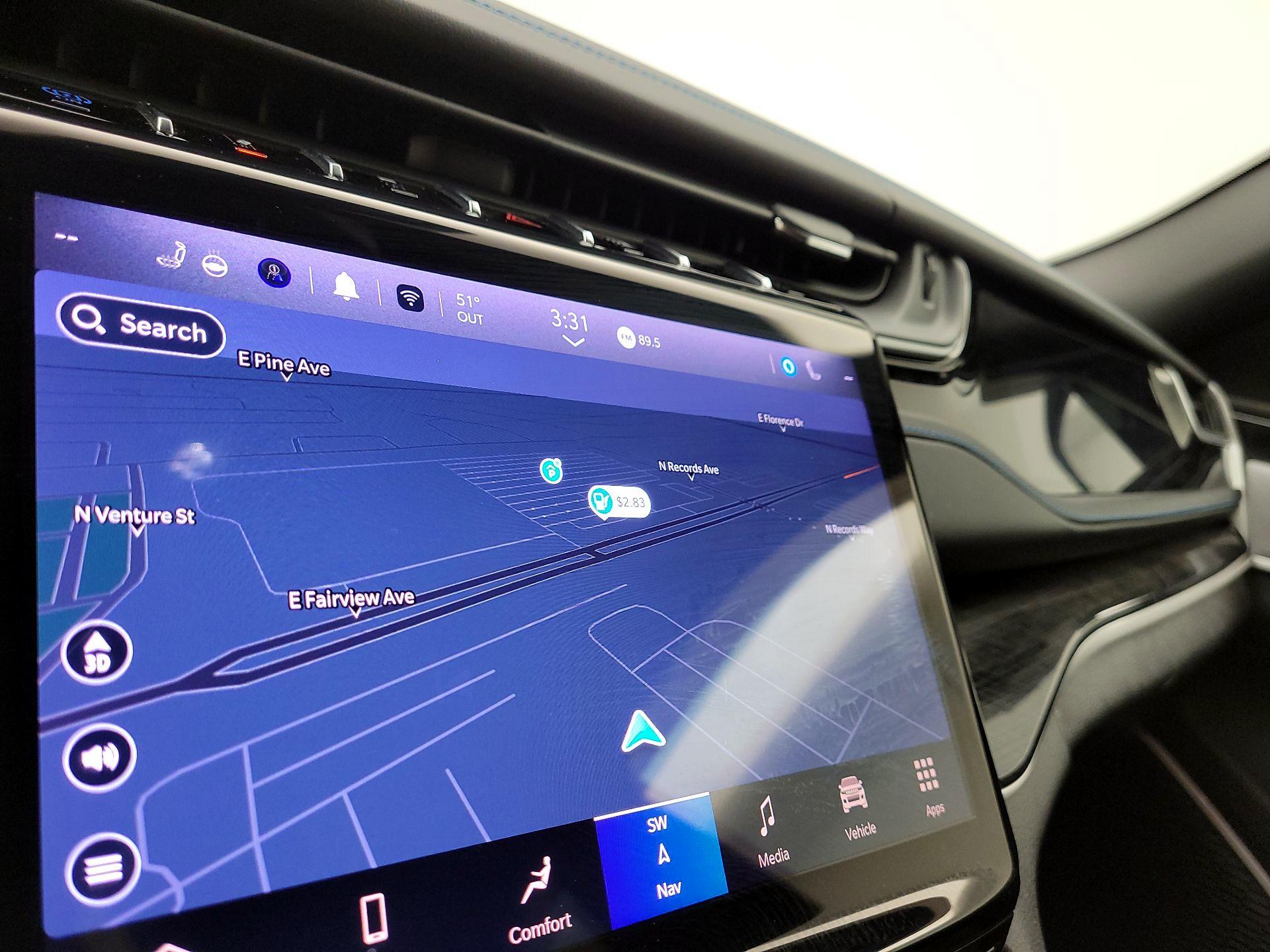 Thumbnail: 2022 Jeep Grand Cherokee - 14