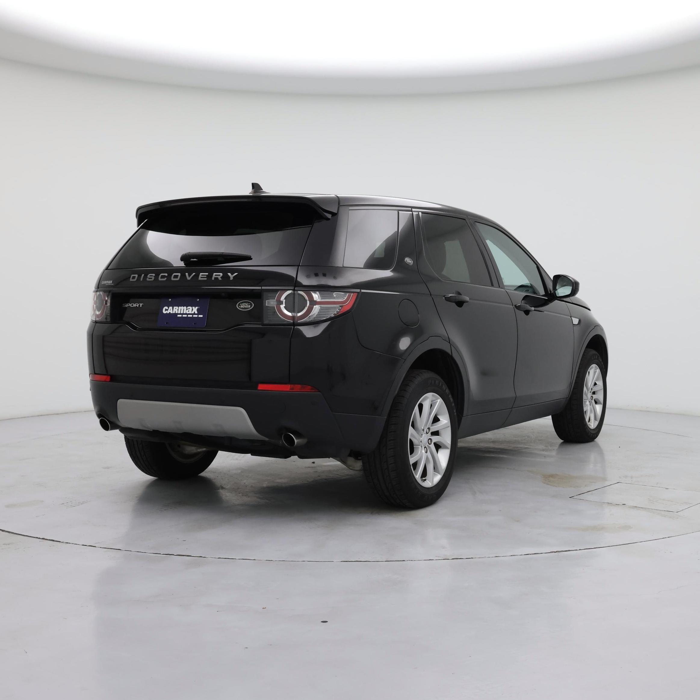 Thumbnail: 2016 Land Rover Discovery Sport - 8