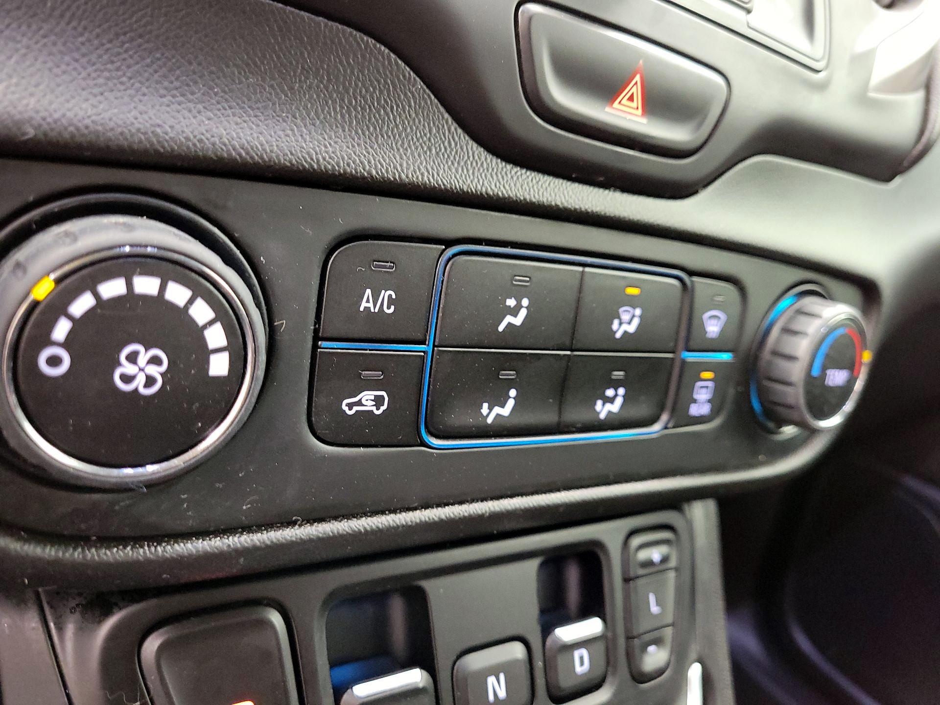 Thumbnail: 2021 GMC Terrain - 16