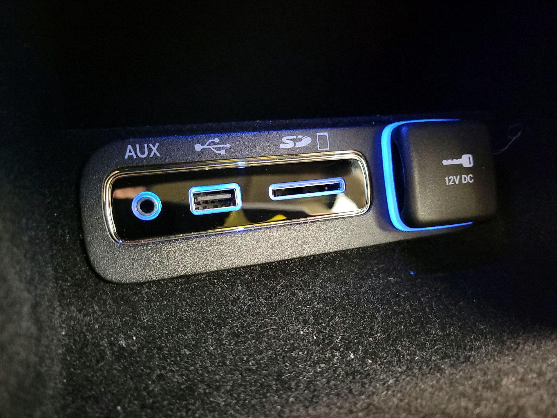 Thumbnail: 2016 Jeep Grand Cherokee - 19