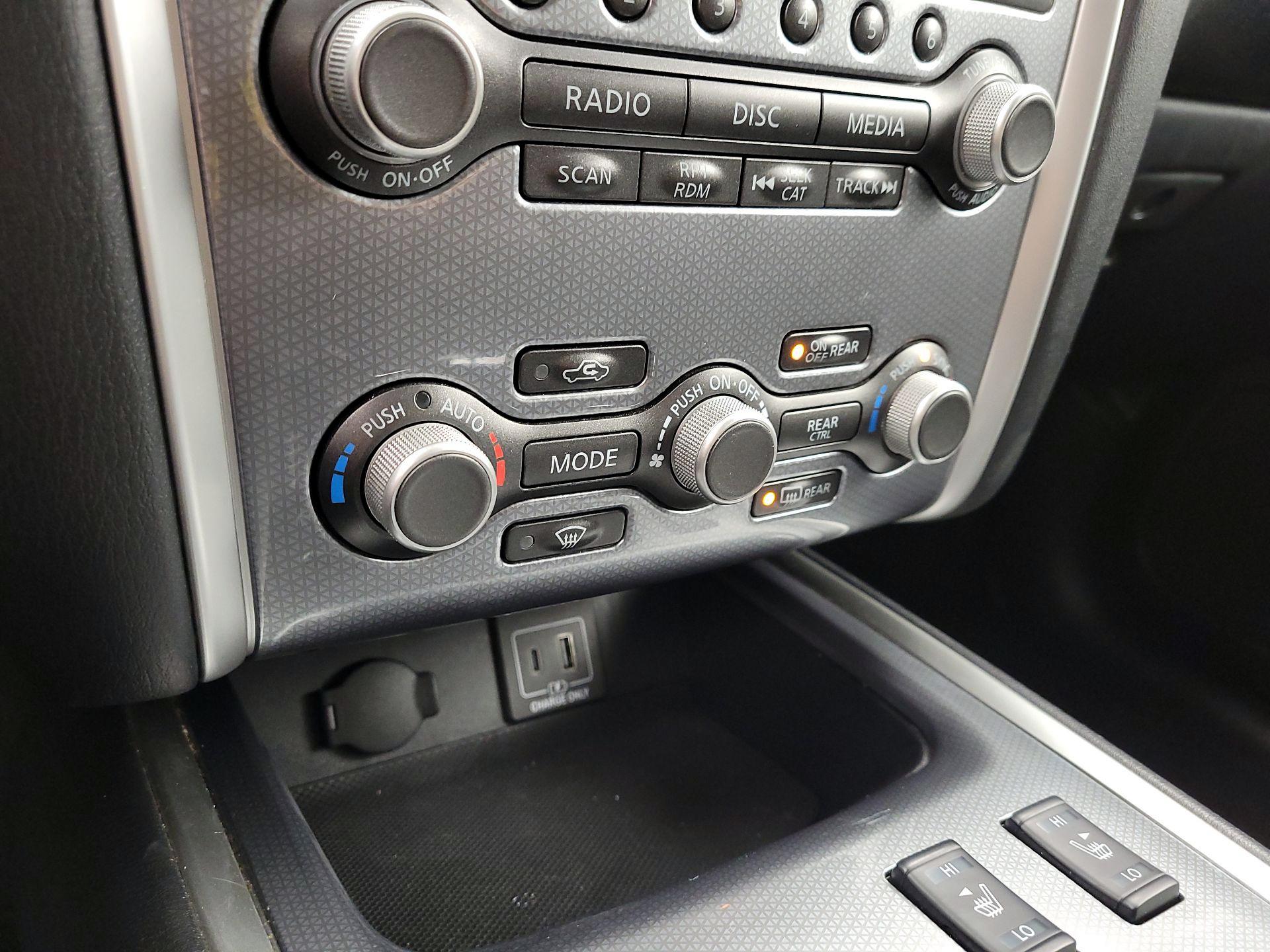 Thumbnail: 2020 Nissan Pathfinder - 17