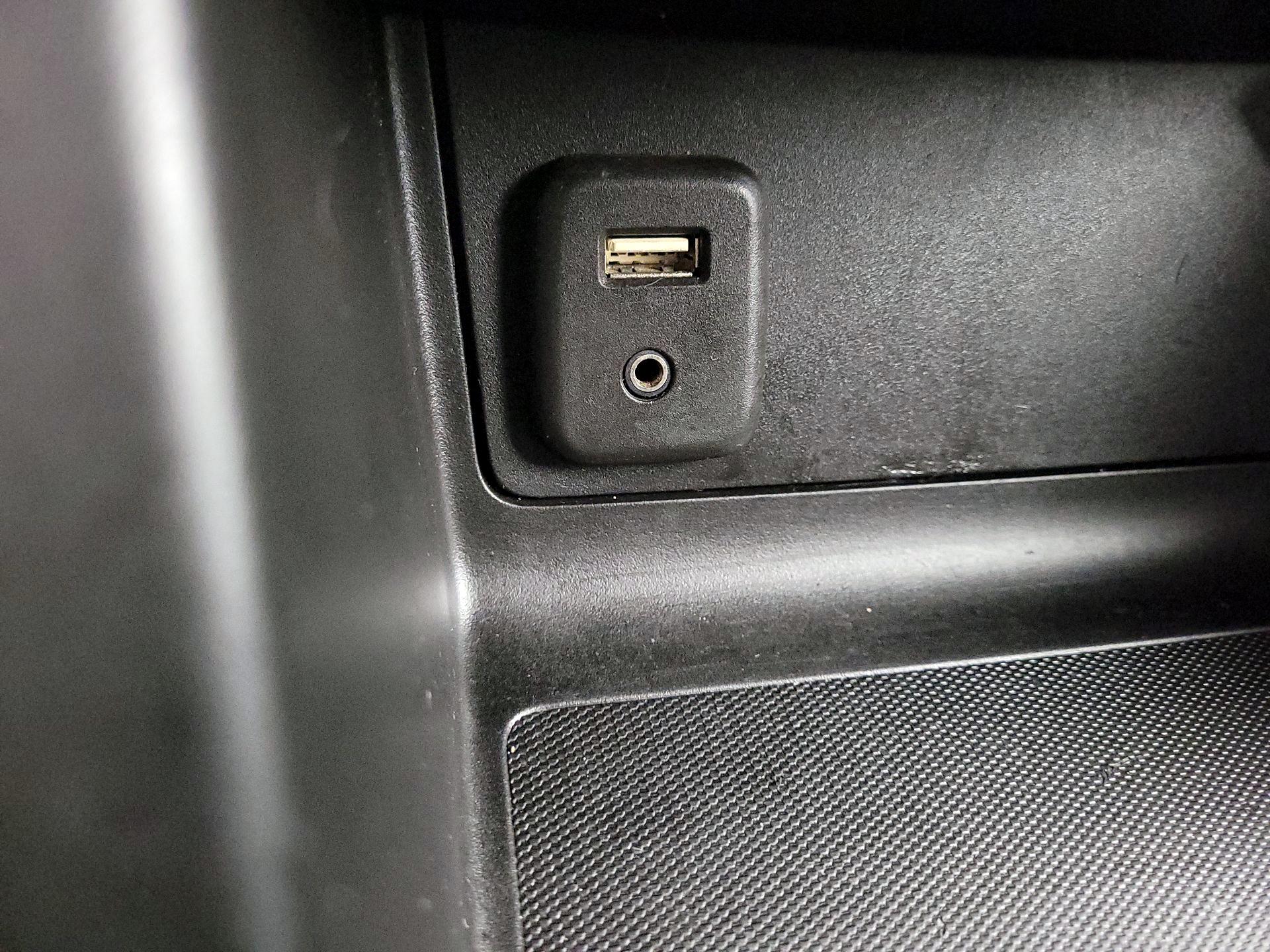 Thumbnail: 2018 Chevrolet Colorado - 18