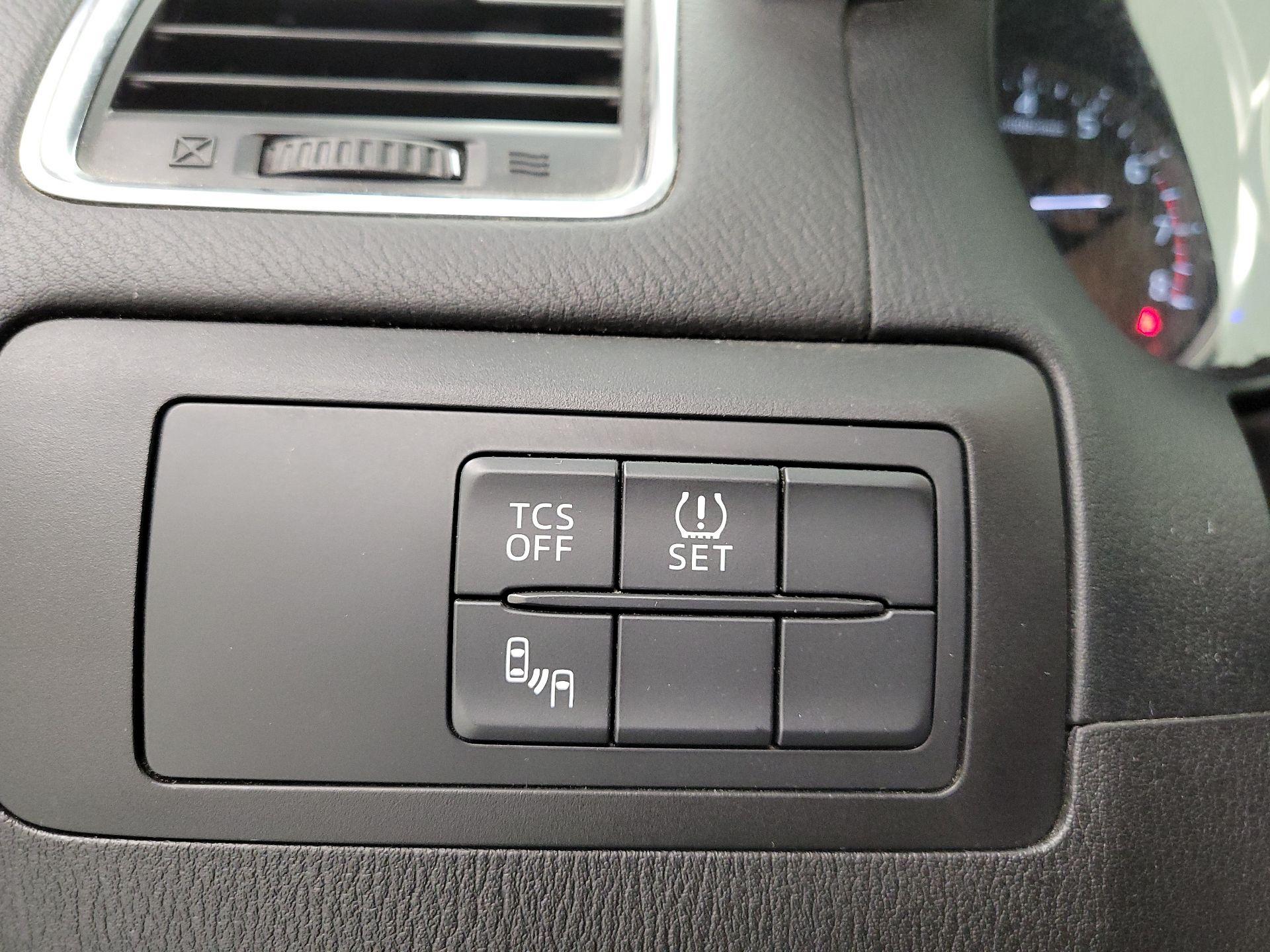 Thumbnail: 2016 Mazda CX-5 - 13