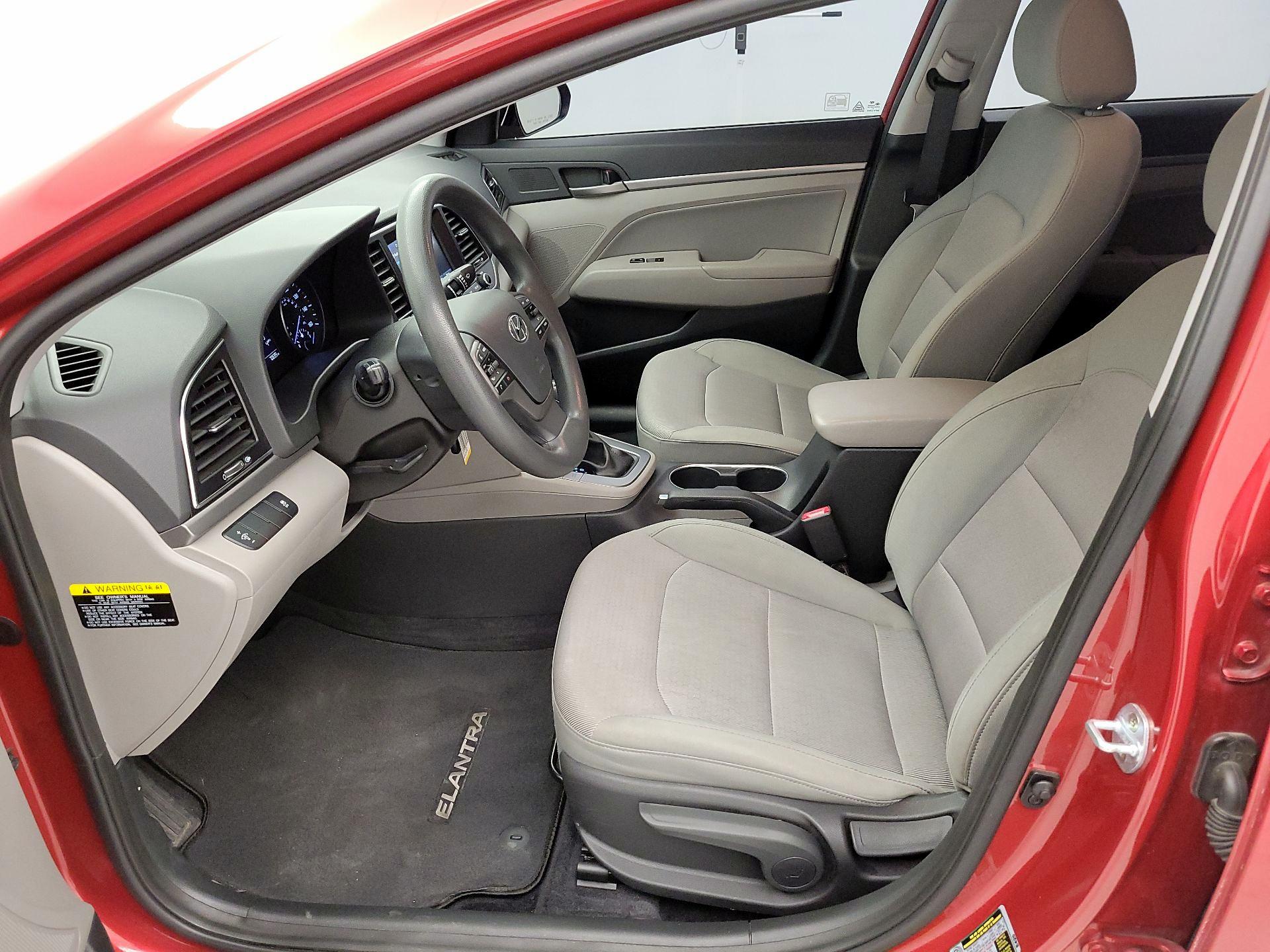 Thumbnail: 2017 Hyundai Elantra - 11