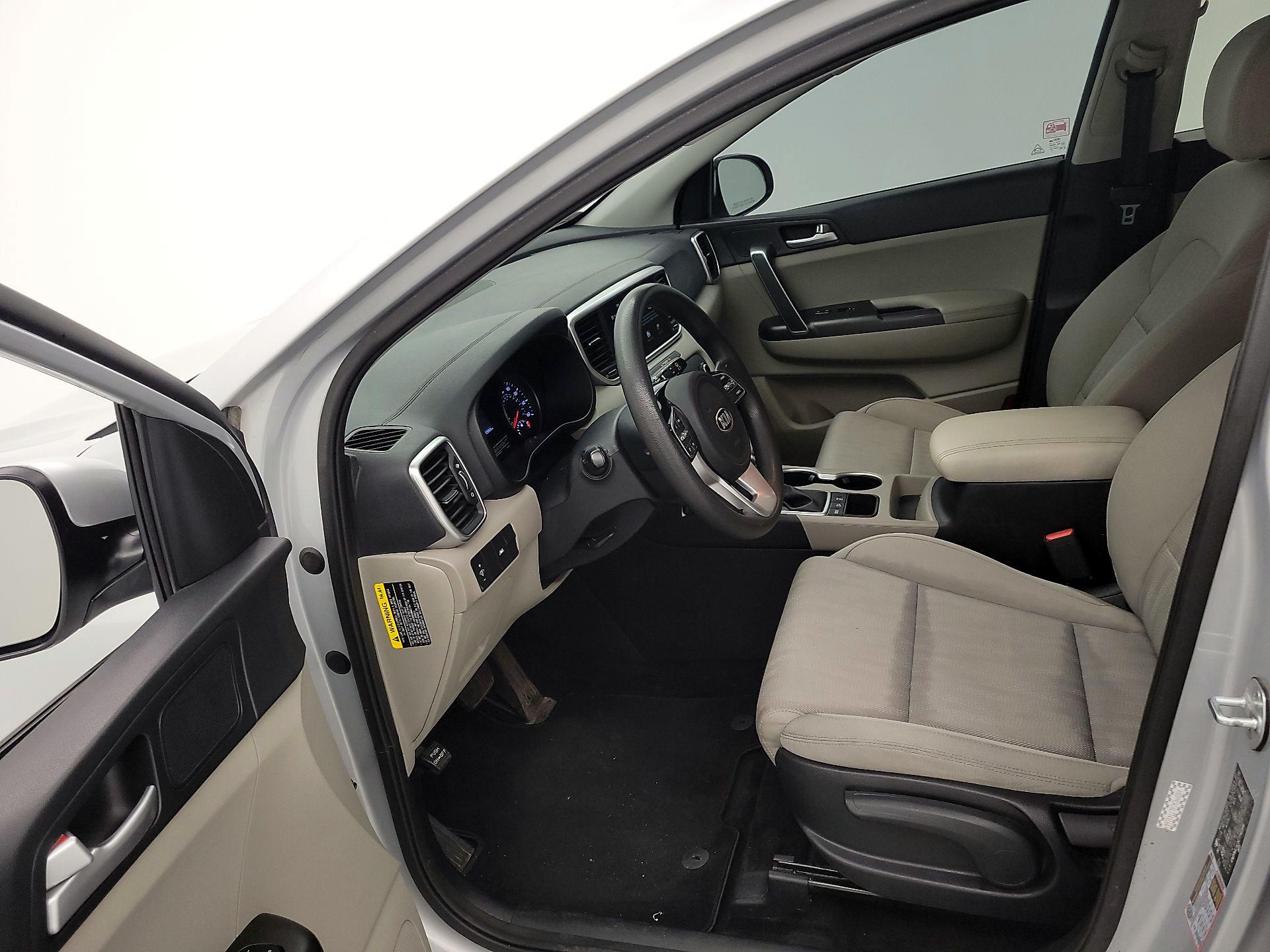 Thumbnail: 2020 Kia Sportage - 11