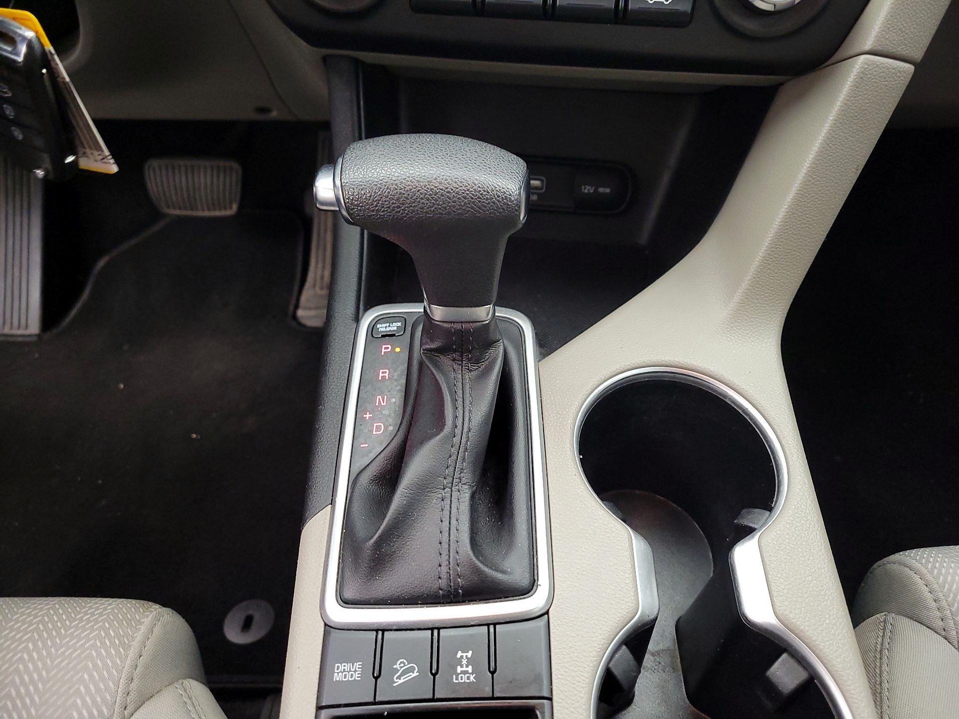 Thumbnail: 2020 Kia Sportage - 17