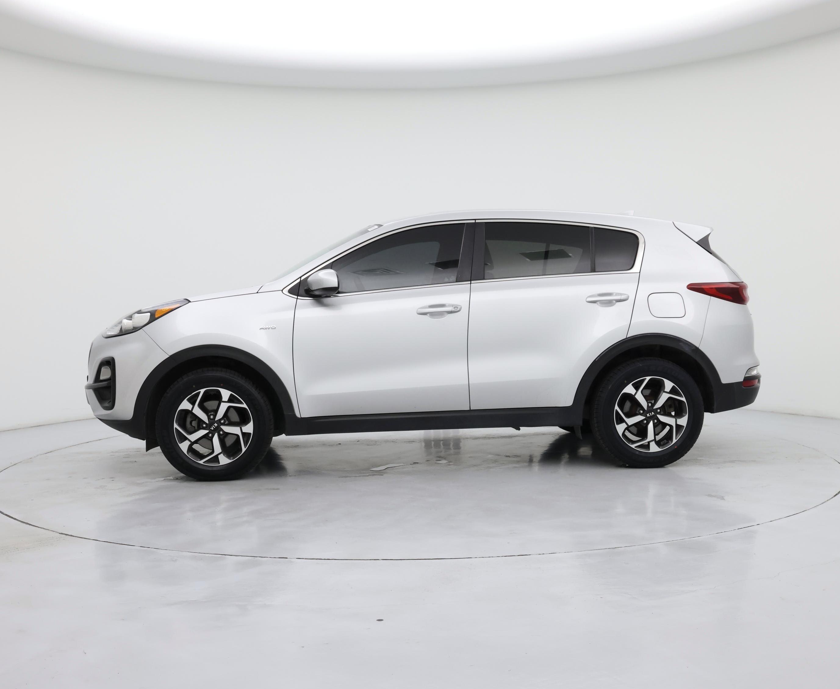 Thumbnail: 2020 Kia Sportage - 3