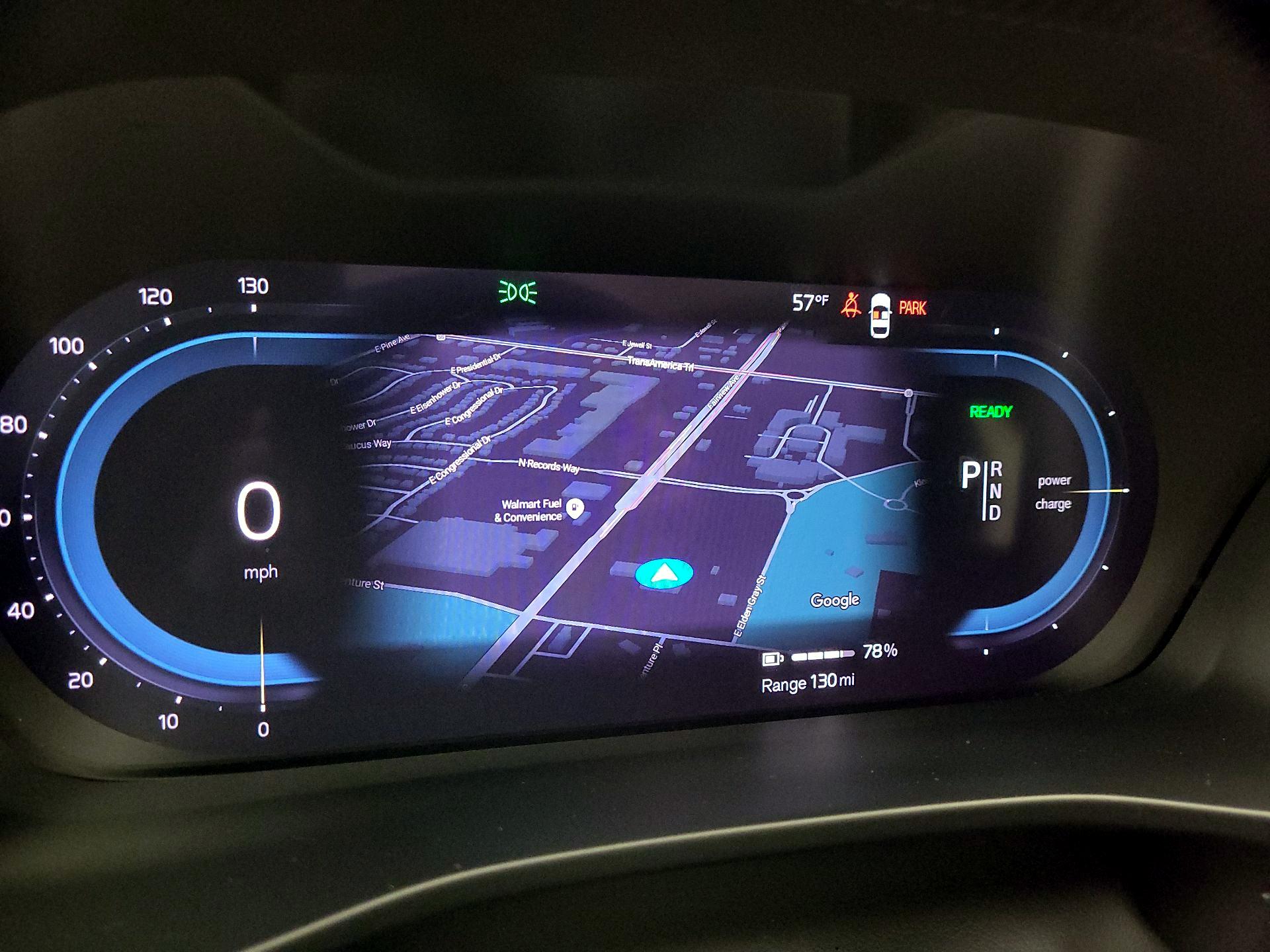 Thumbnail: 2023 Volvo C40 - 14