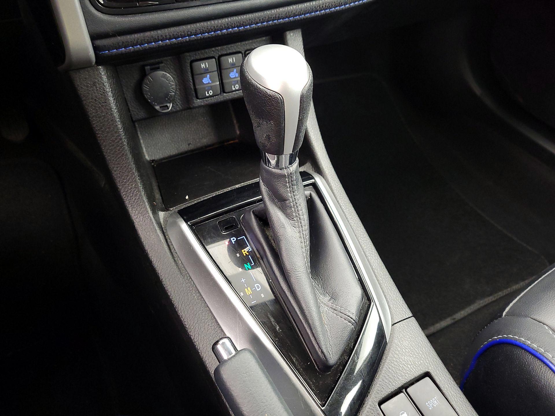 Thumbnail: 2017 Toyota Corolla - 17