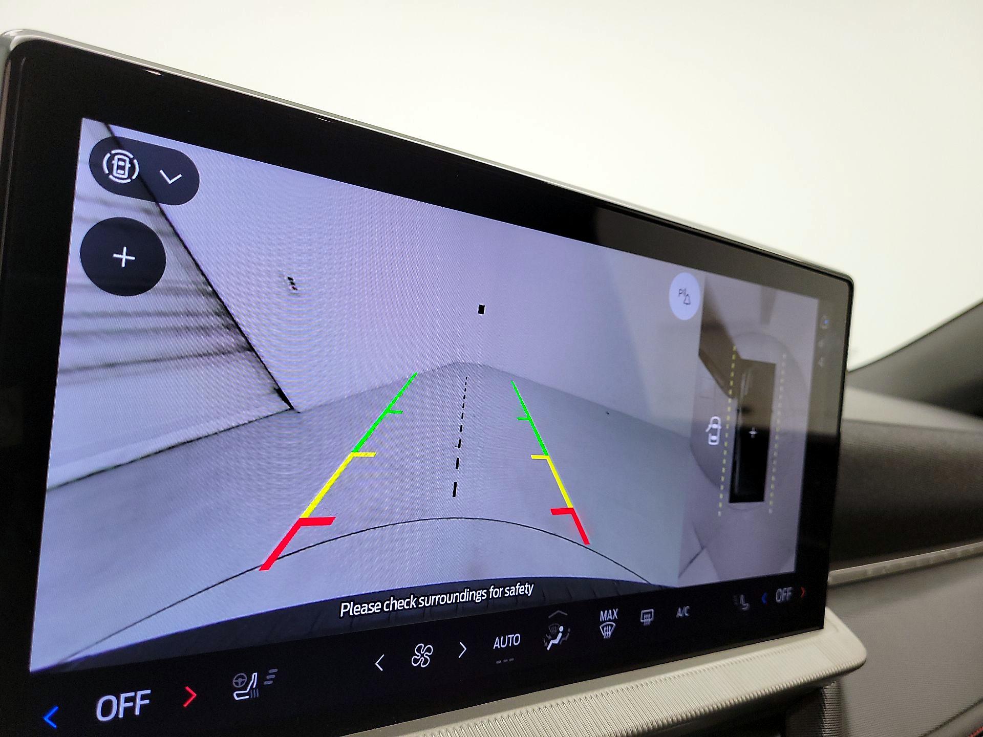 Thumbnail: 2025 Ford Explorer - 15