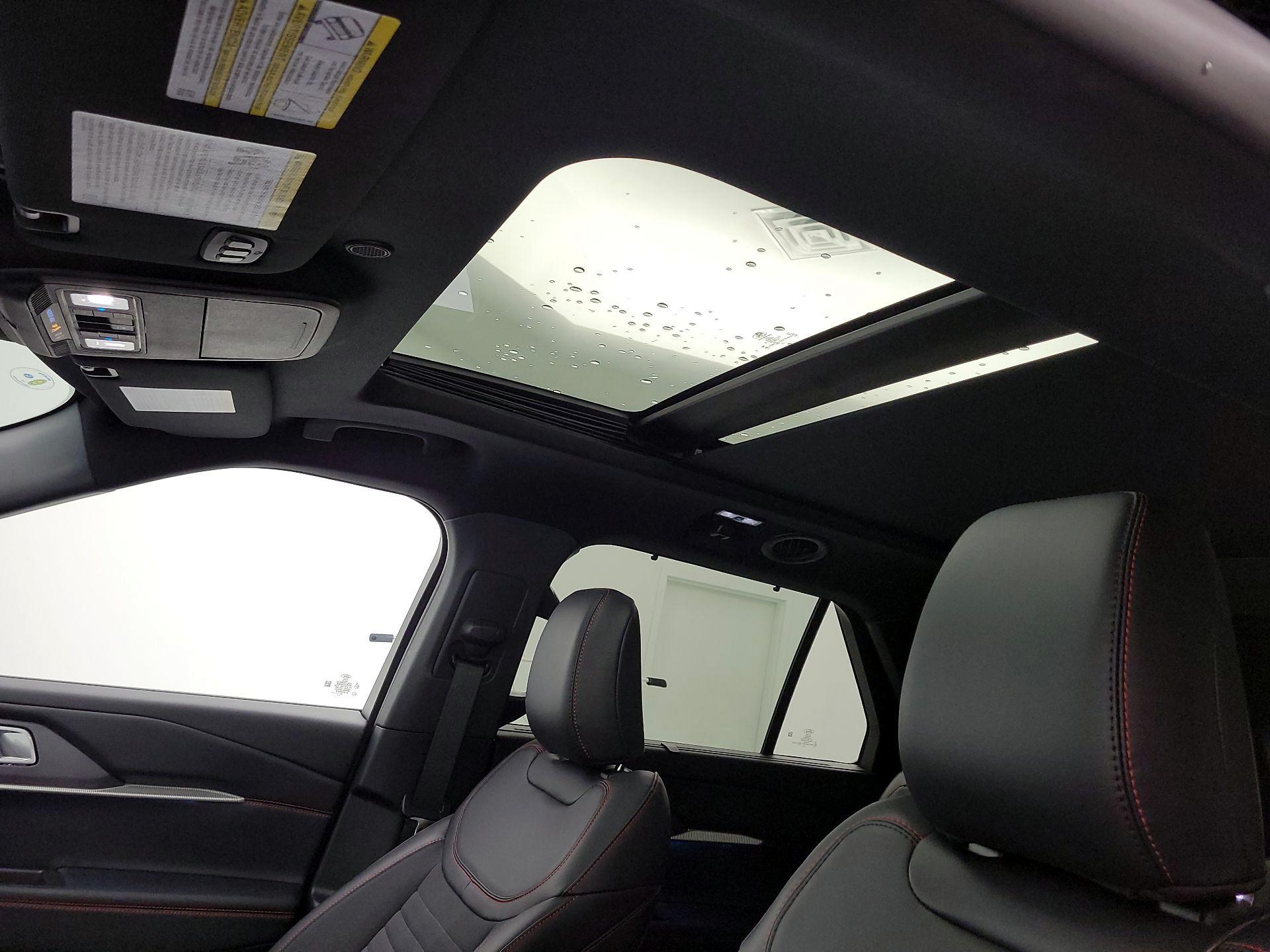 Thumbnail: 2025 Ford Explorer - 20